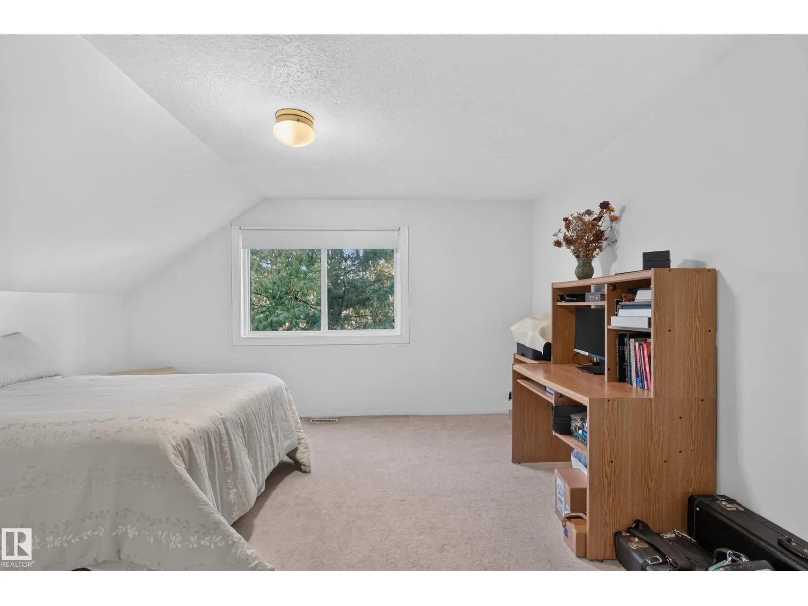 10819 131 ST NW