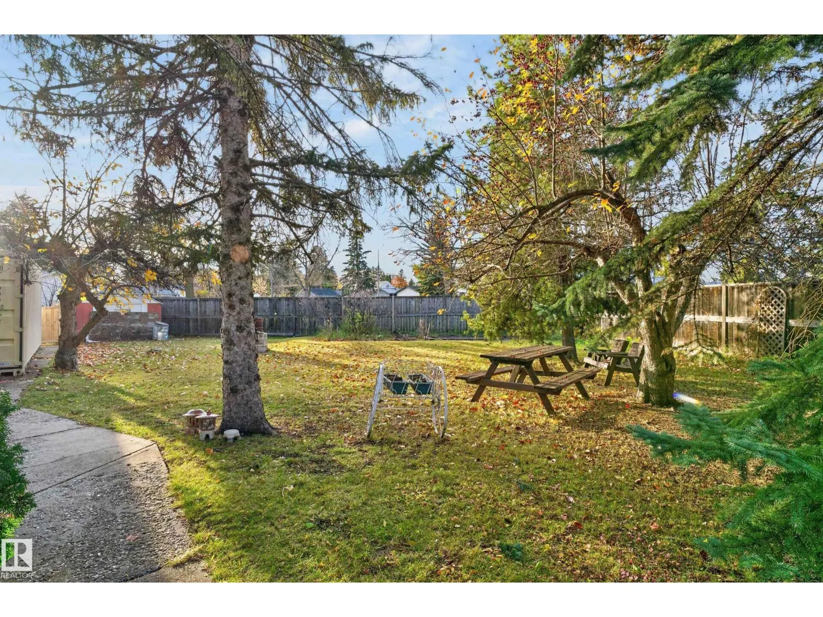 10819 131 ST NW