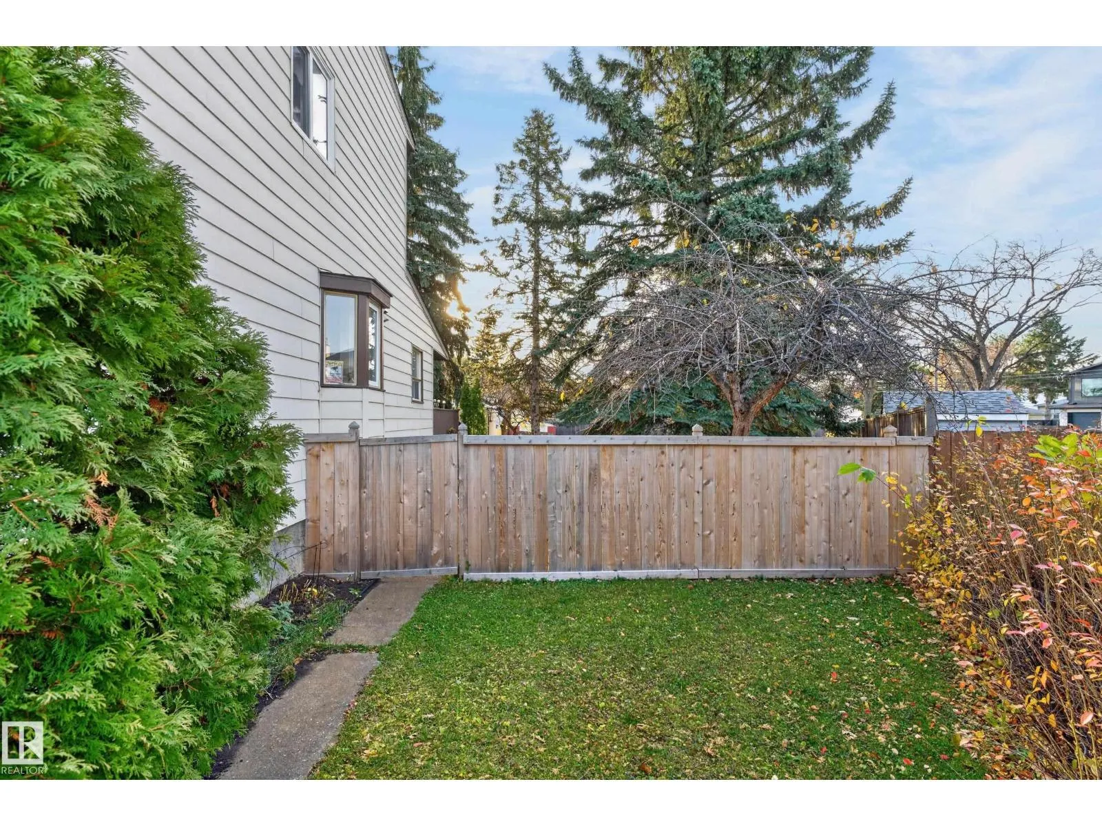 10819 131 ST NW