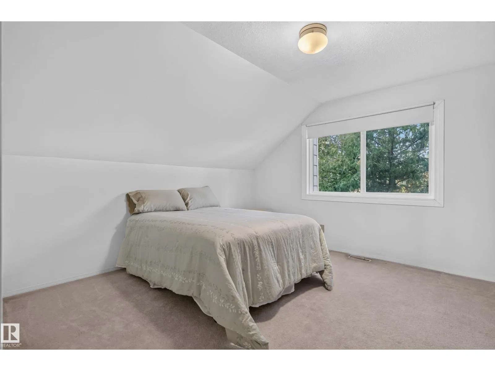 10819 131 ST NW