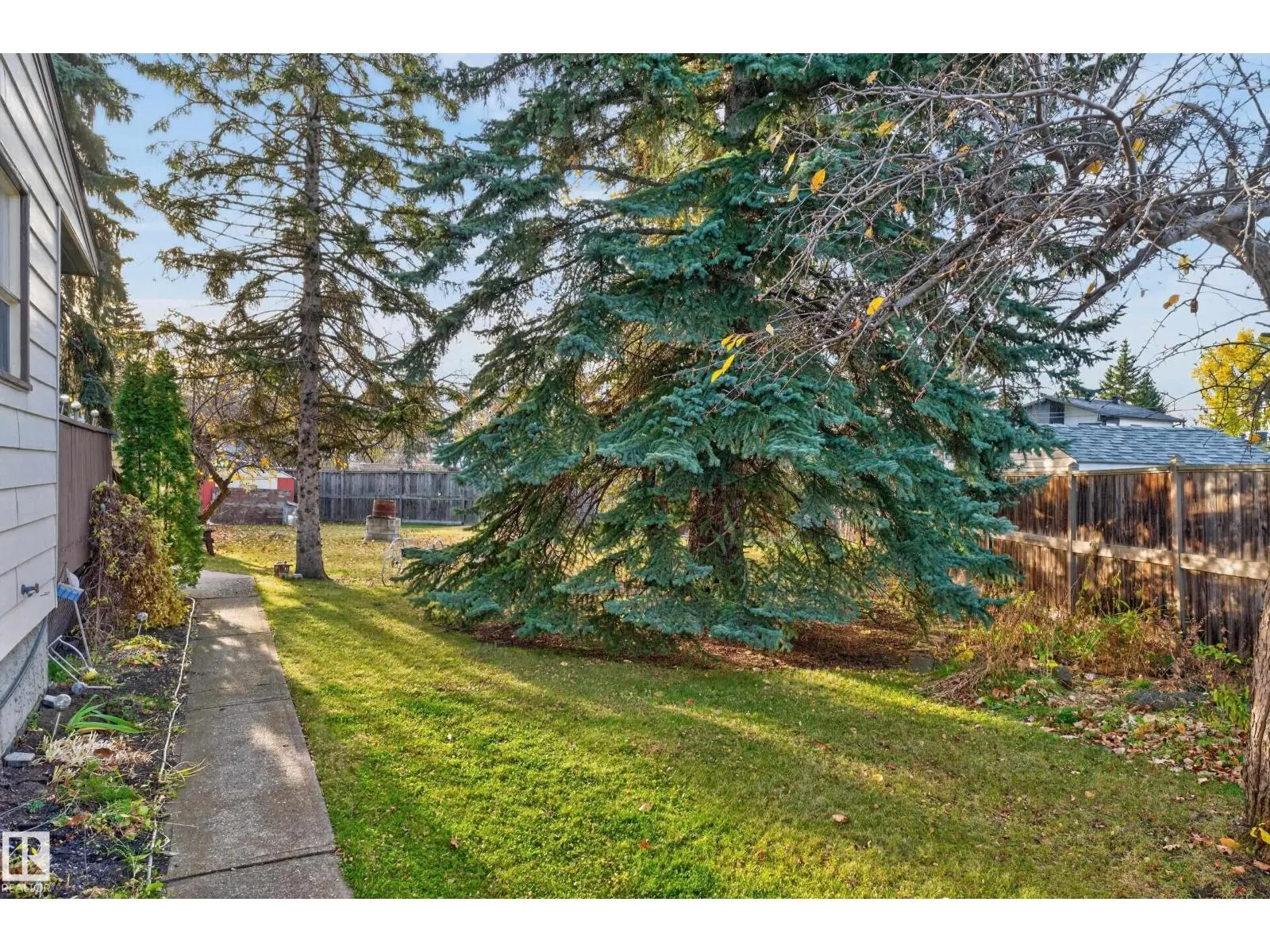 10819 131 ST NW