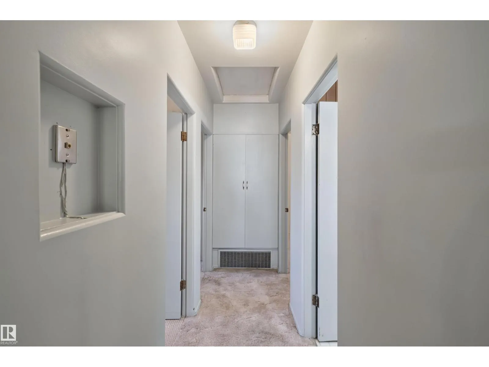 13612 137 ST NW