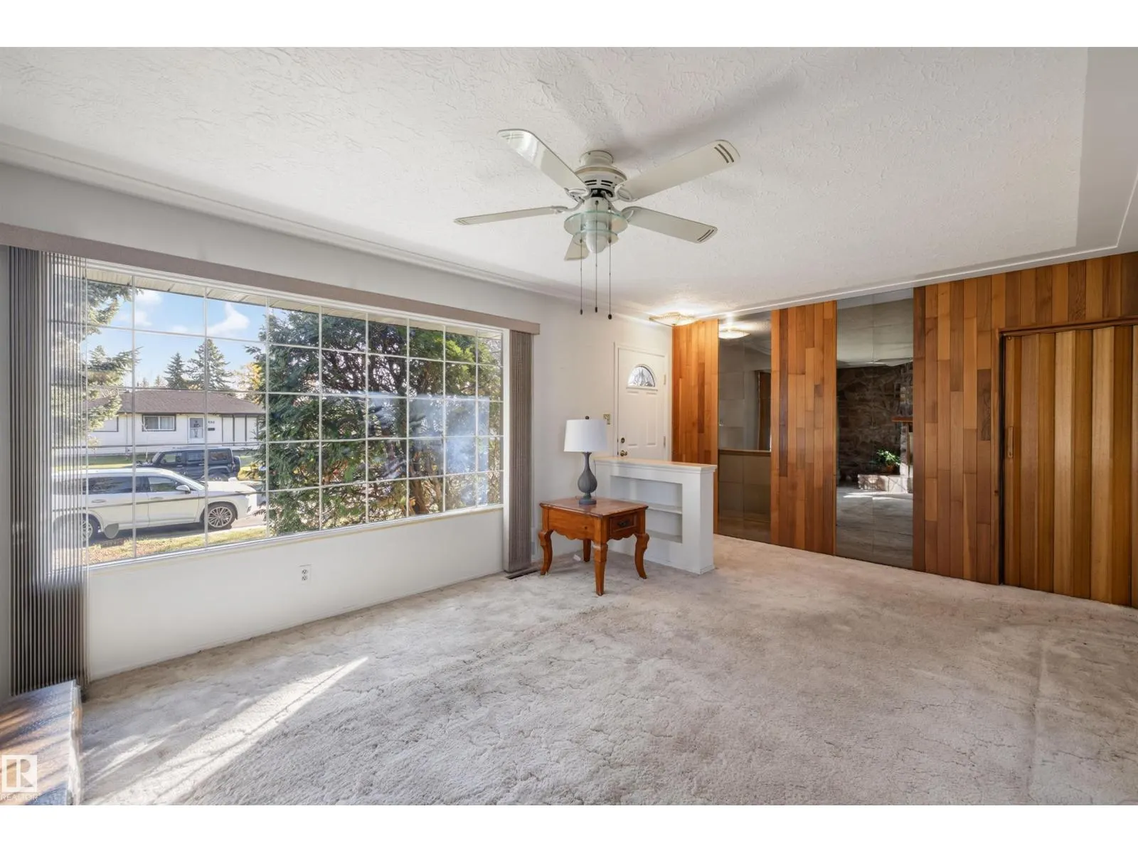 13612 137 ST NW