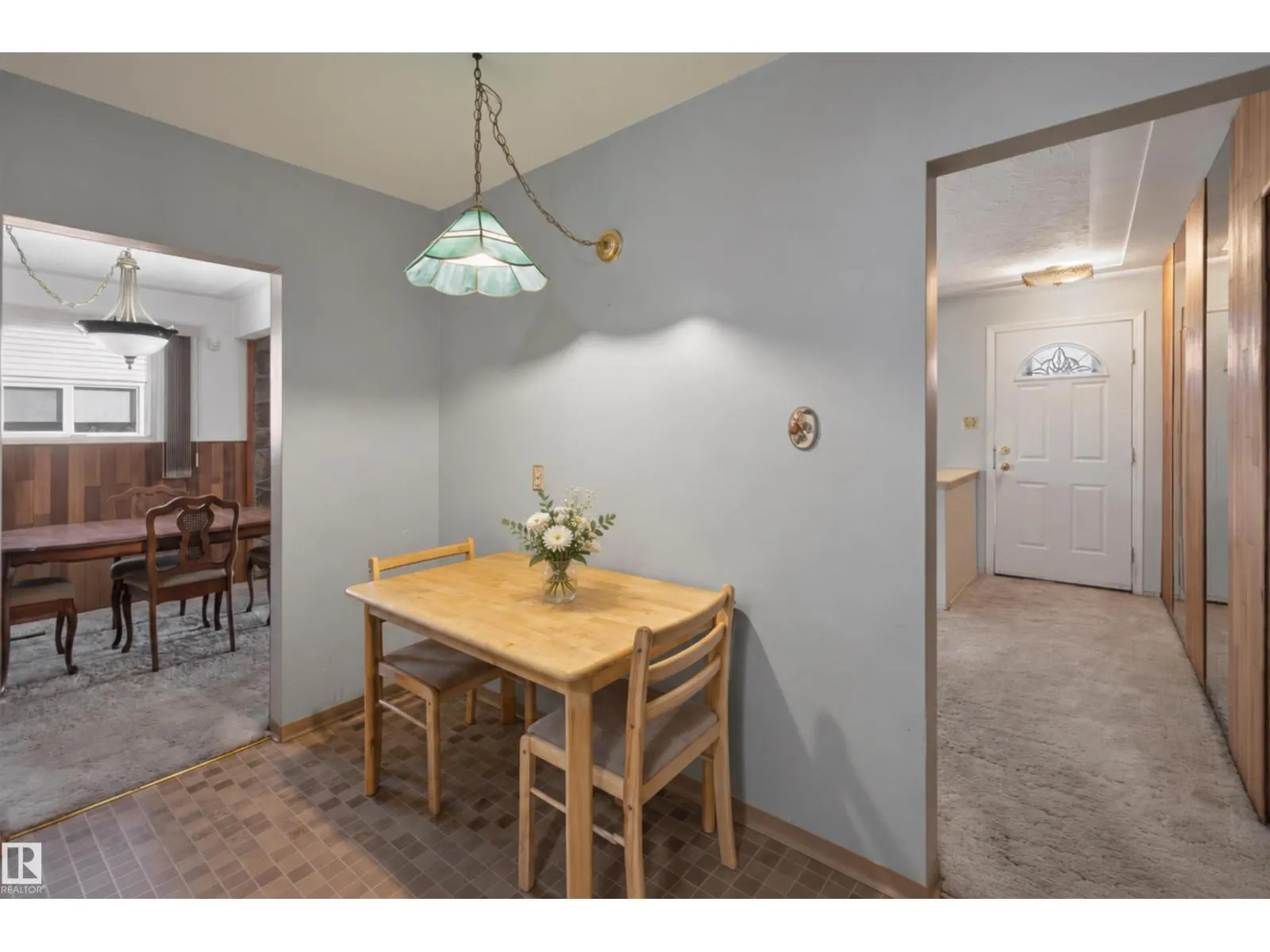 13612 137 ST NW