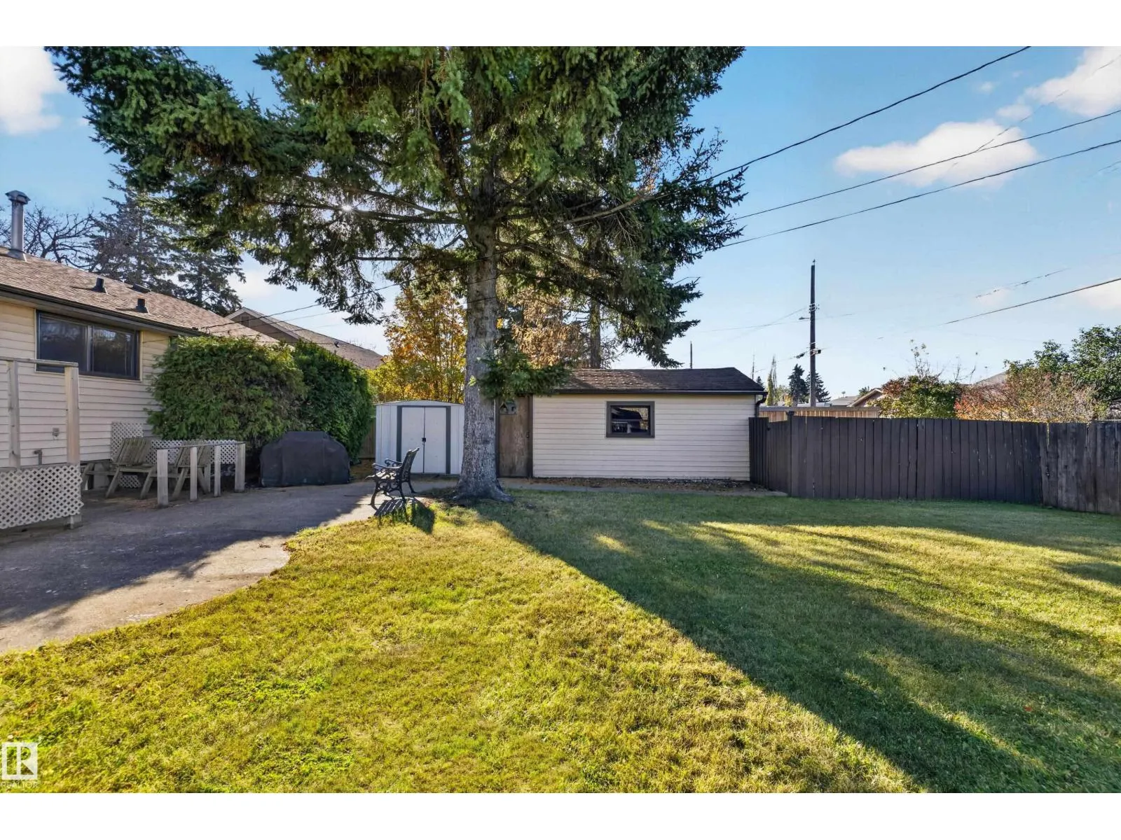 13612 137 ST NW