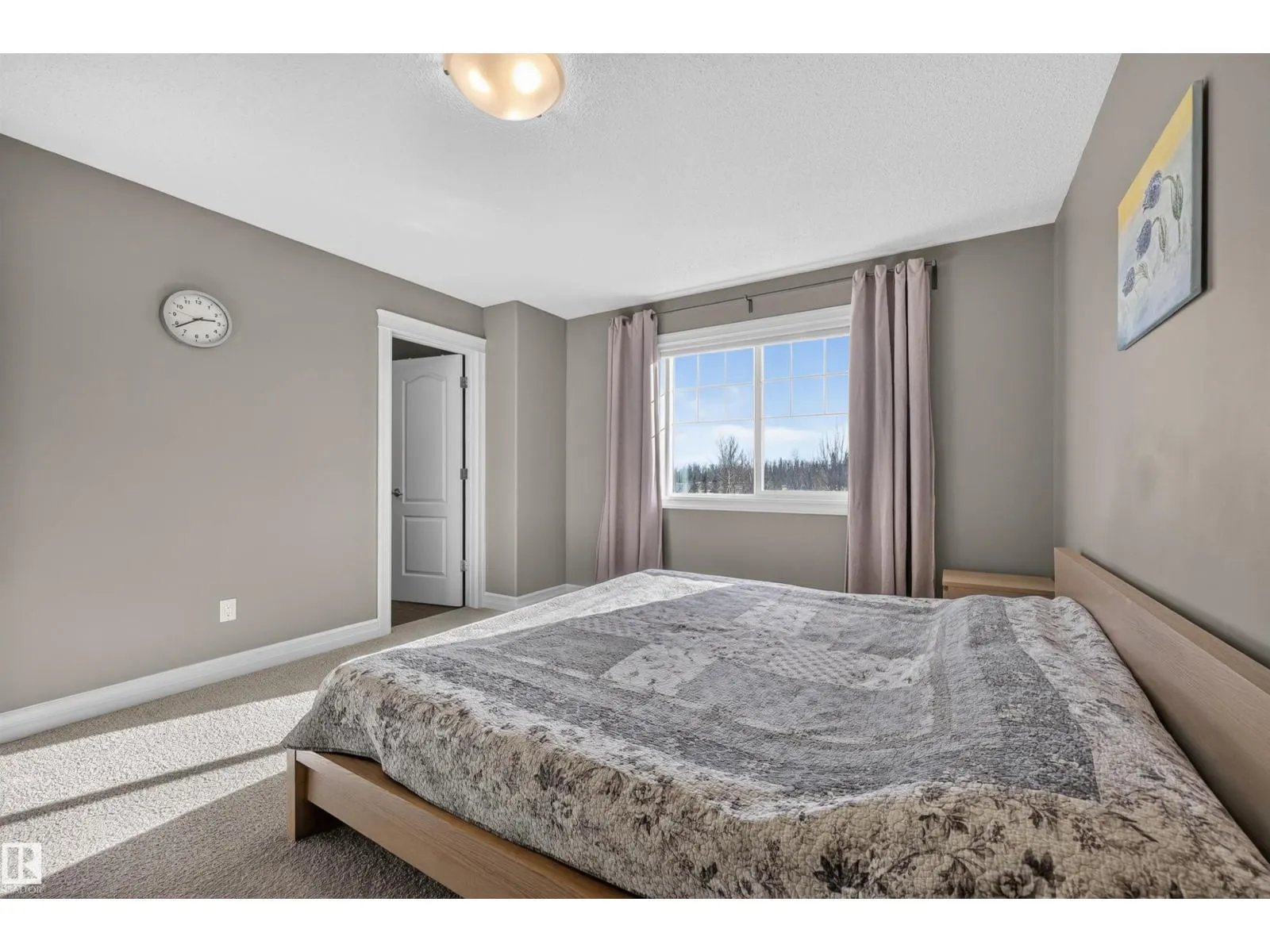 21319 58 AV NW
