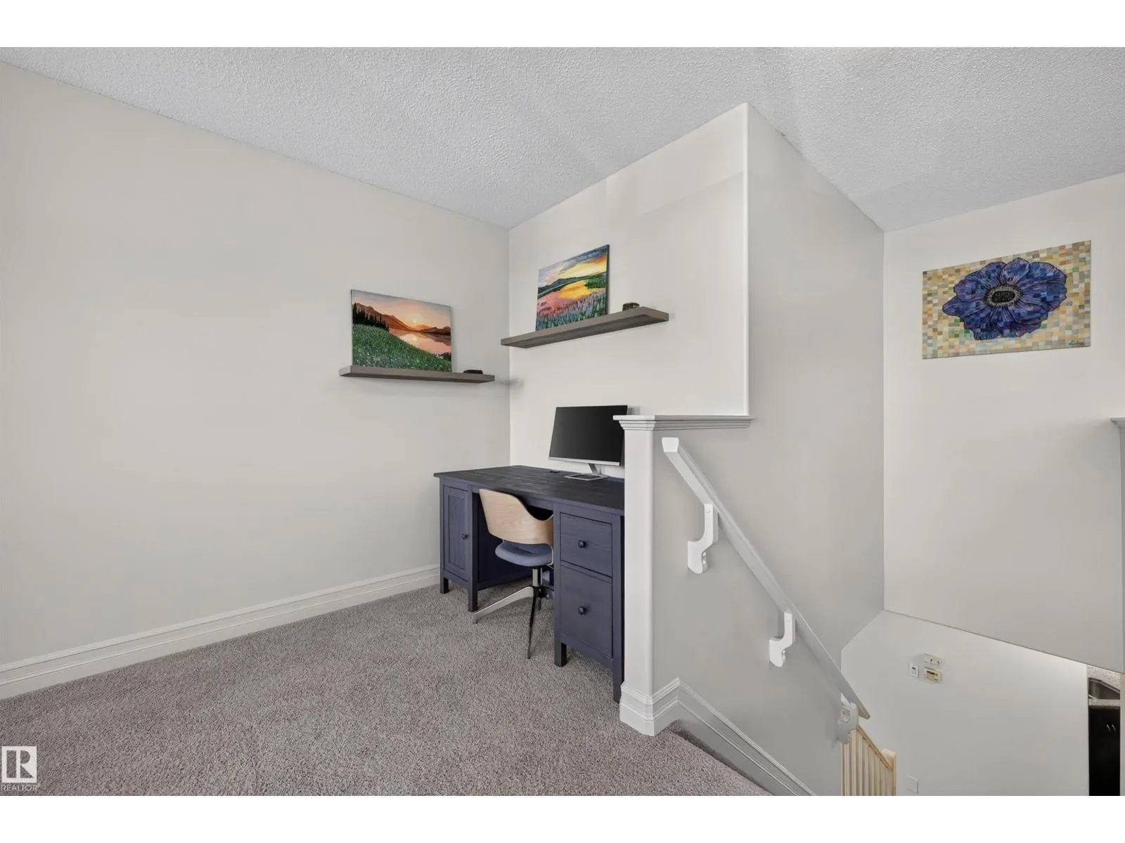 21319 58 AV NW