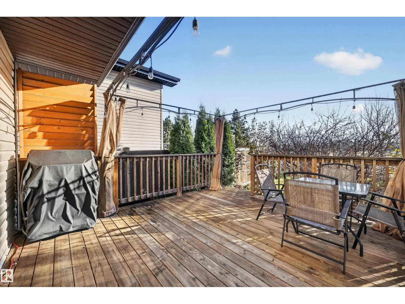 21319 58 AV NW