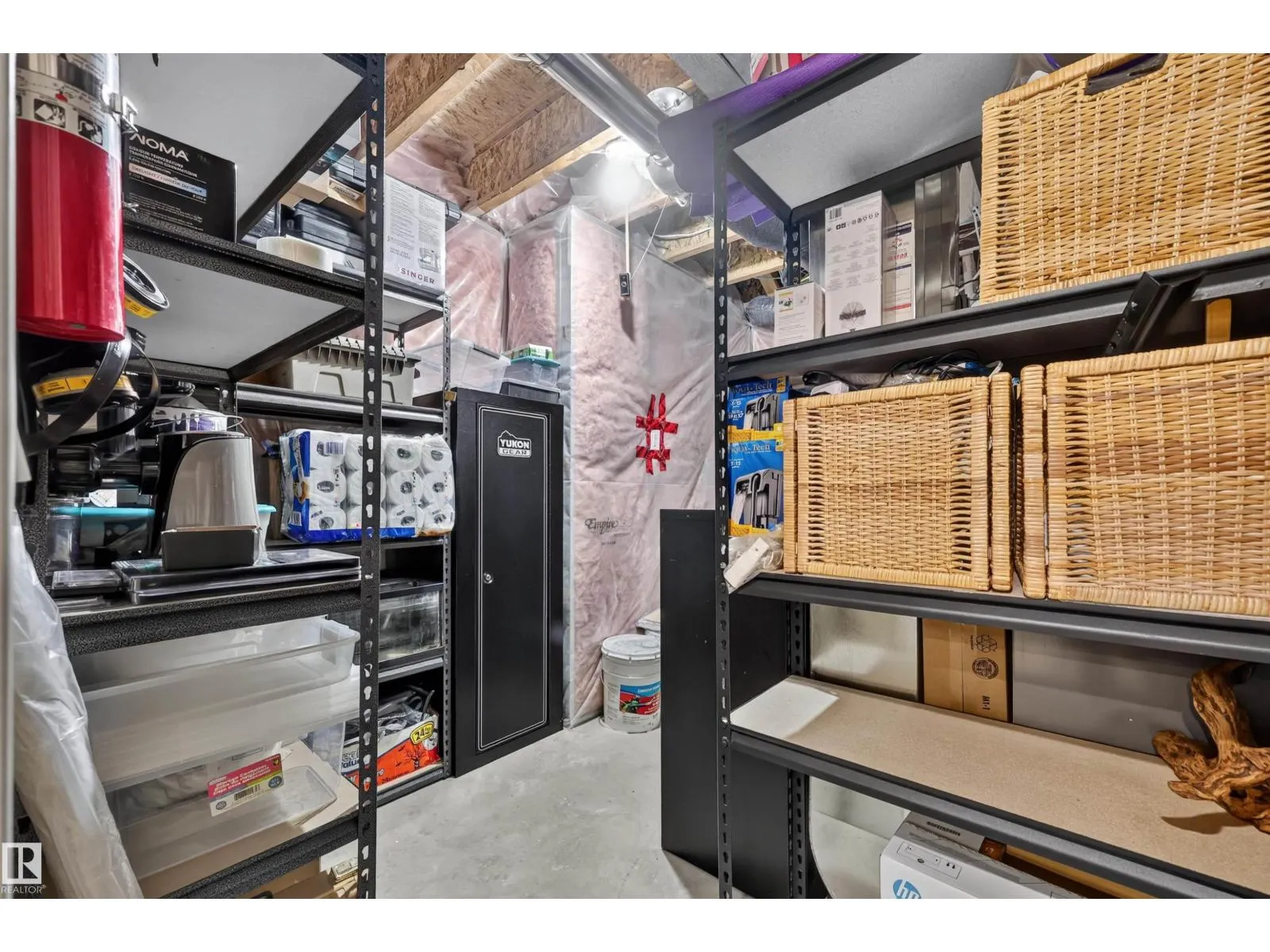 21319 58 AV NW