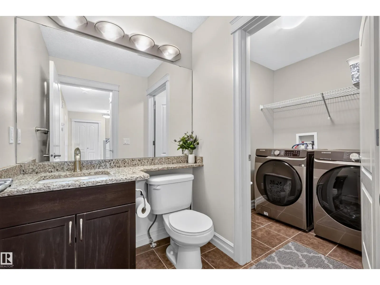 21319 58 AV NW