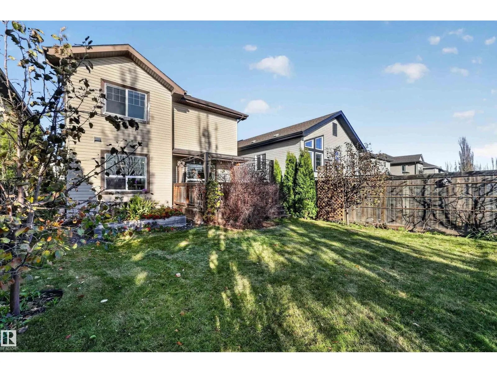 21319 58 AV NW