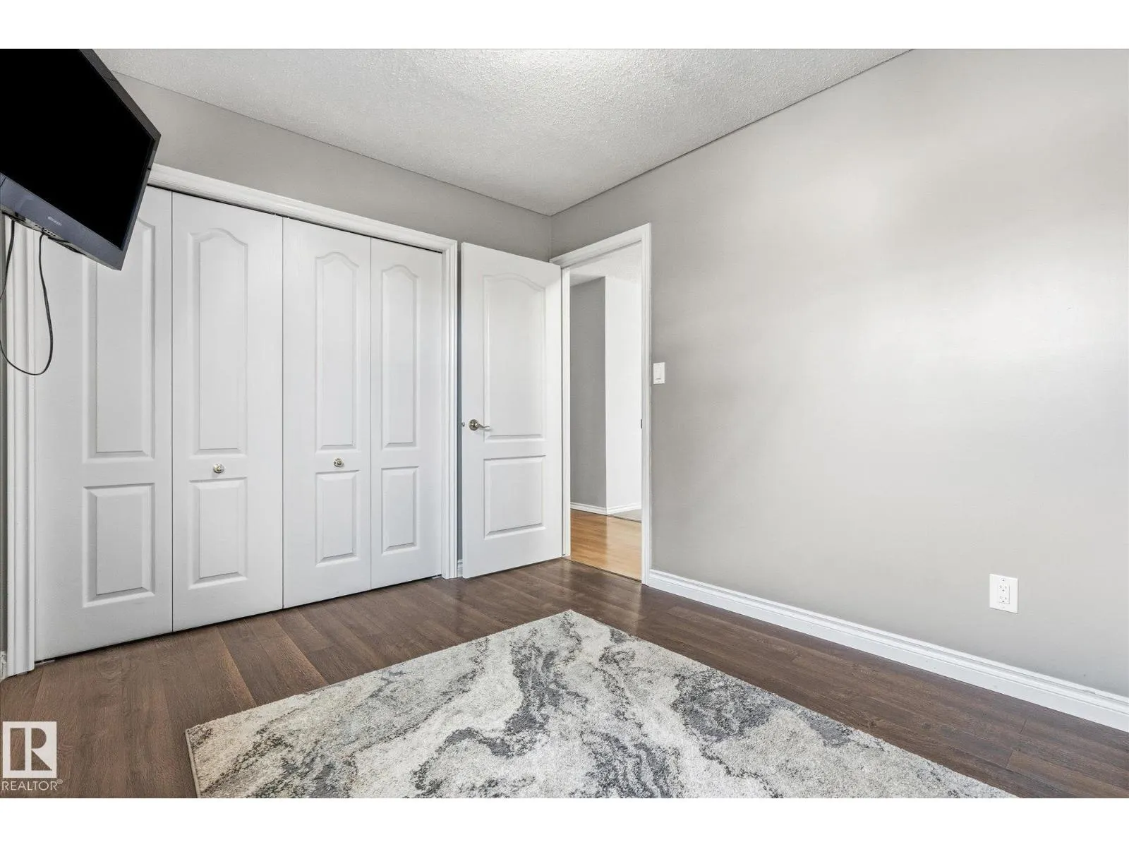 7 WESTERLAND PL