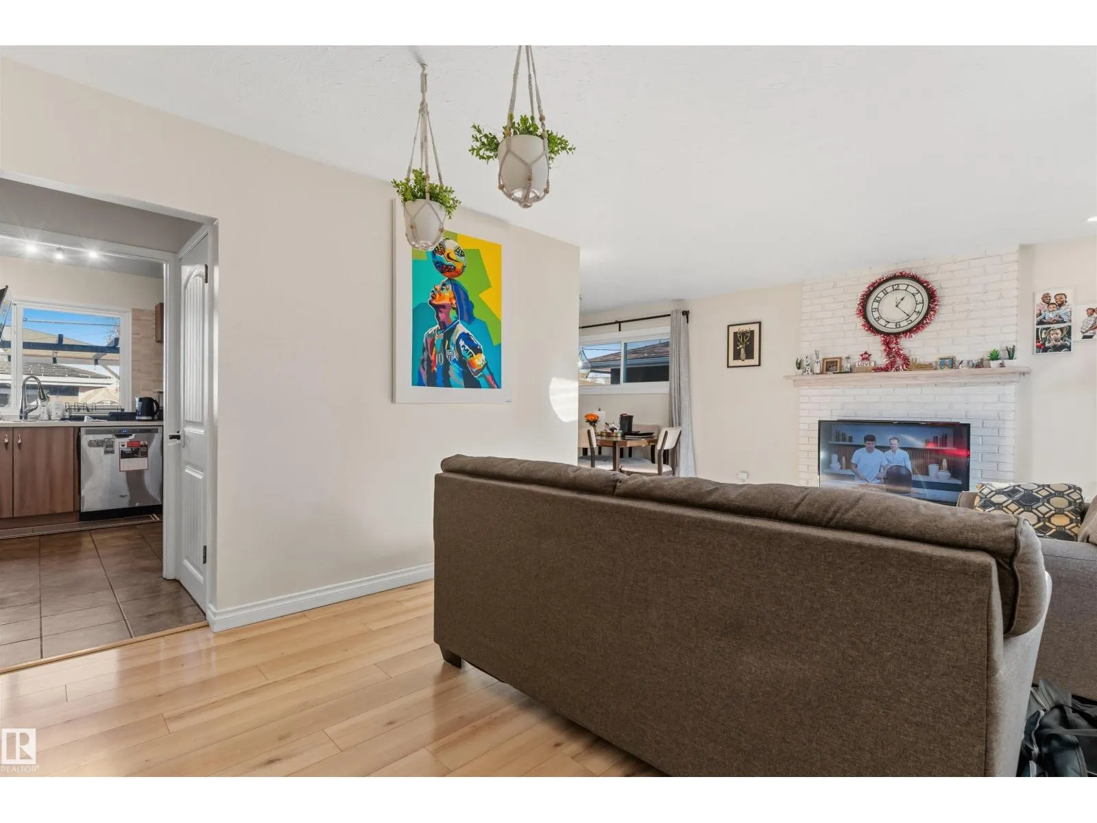 9508 129A AV NW NW