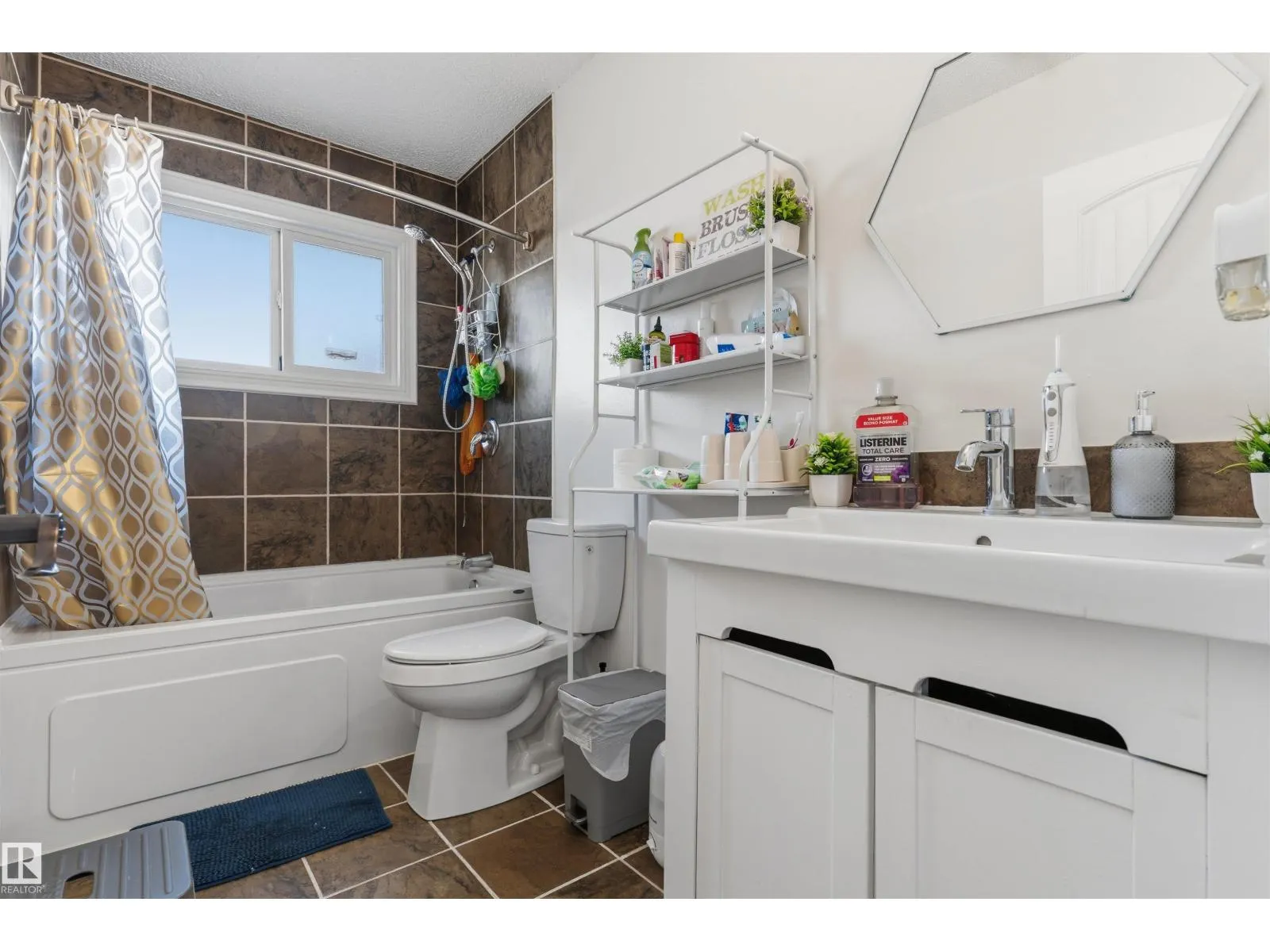 9508 129A AV NW NW