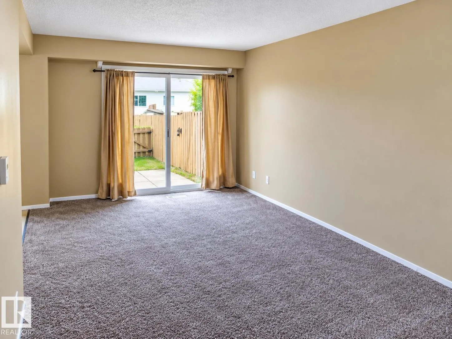 148 CENTENNIAL CO NW