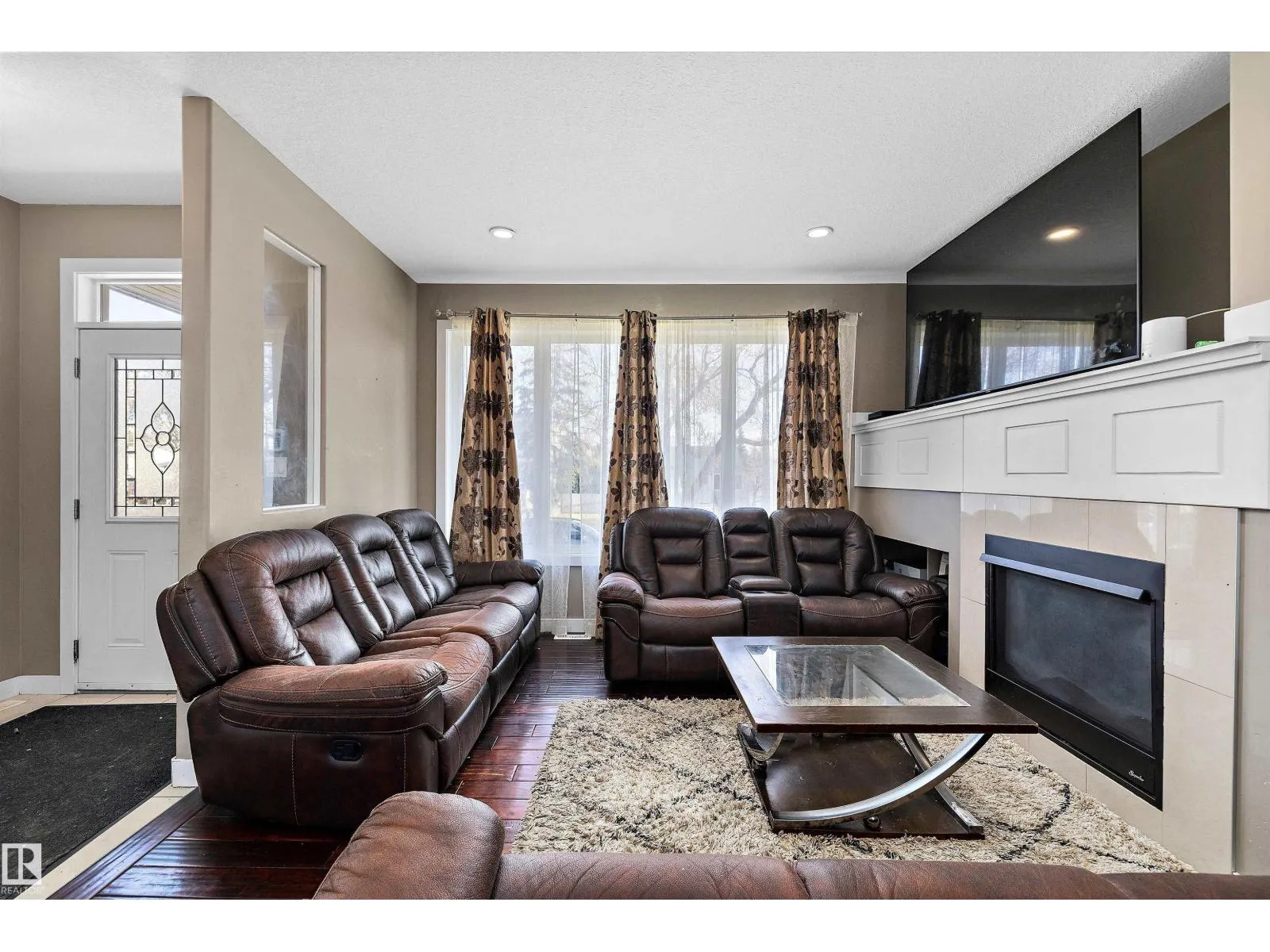 10418 155 ST NW
