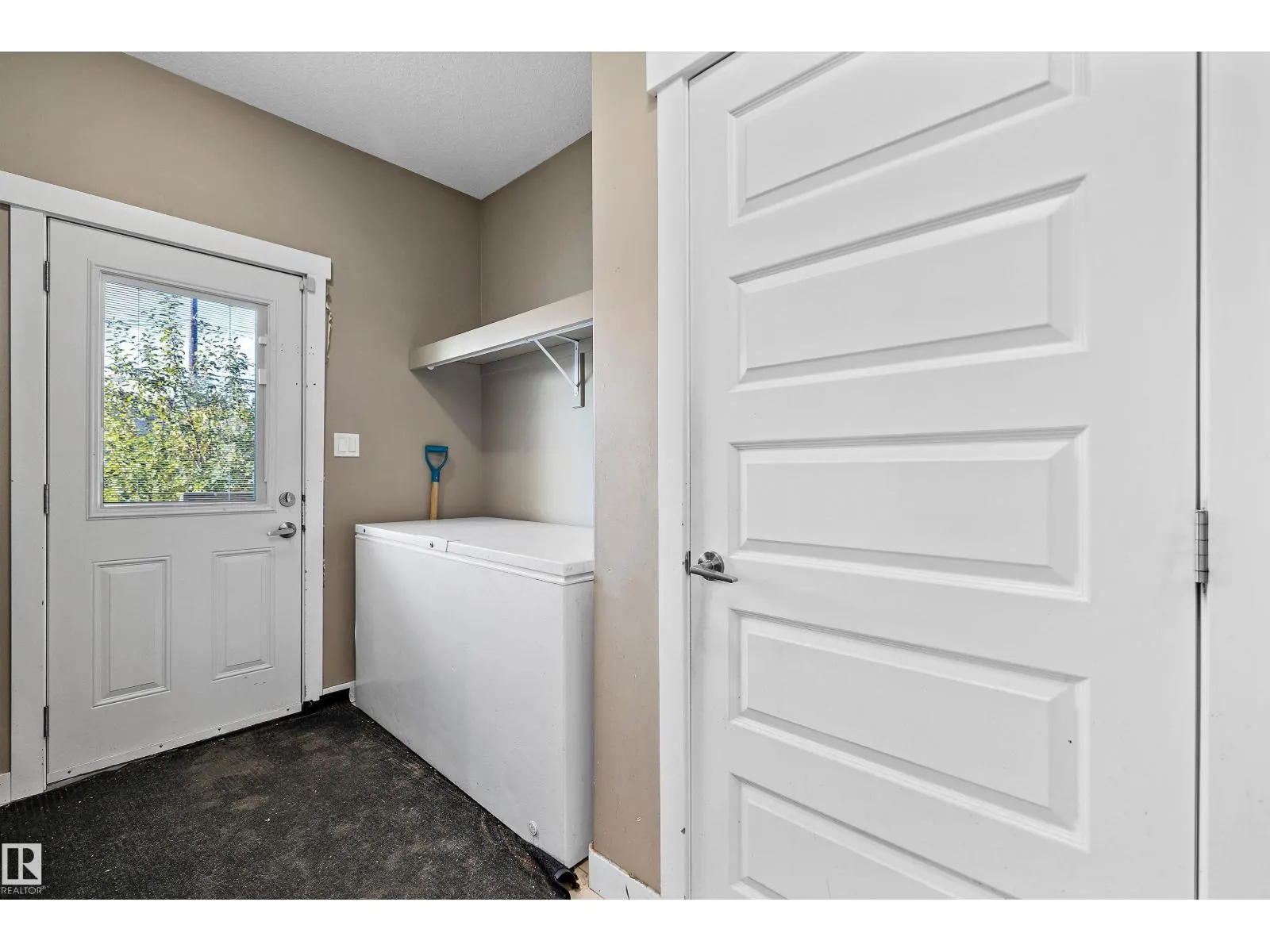 10418 155 ST NW
