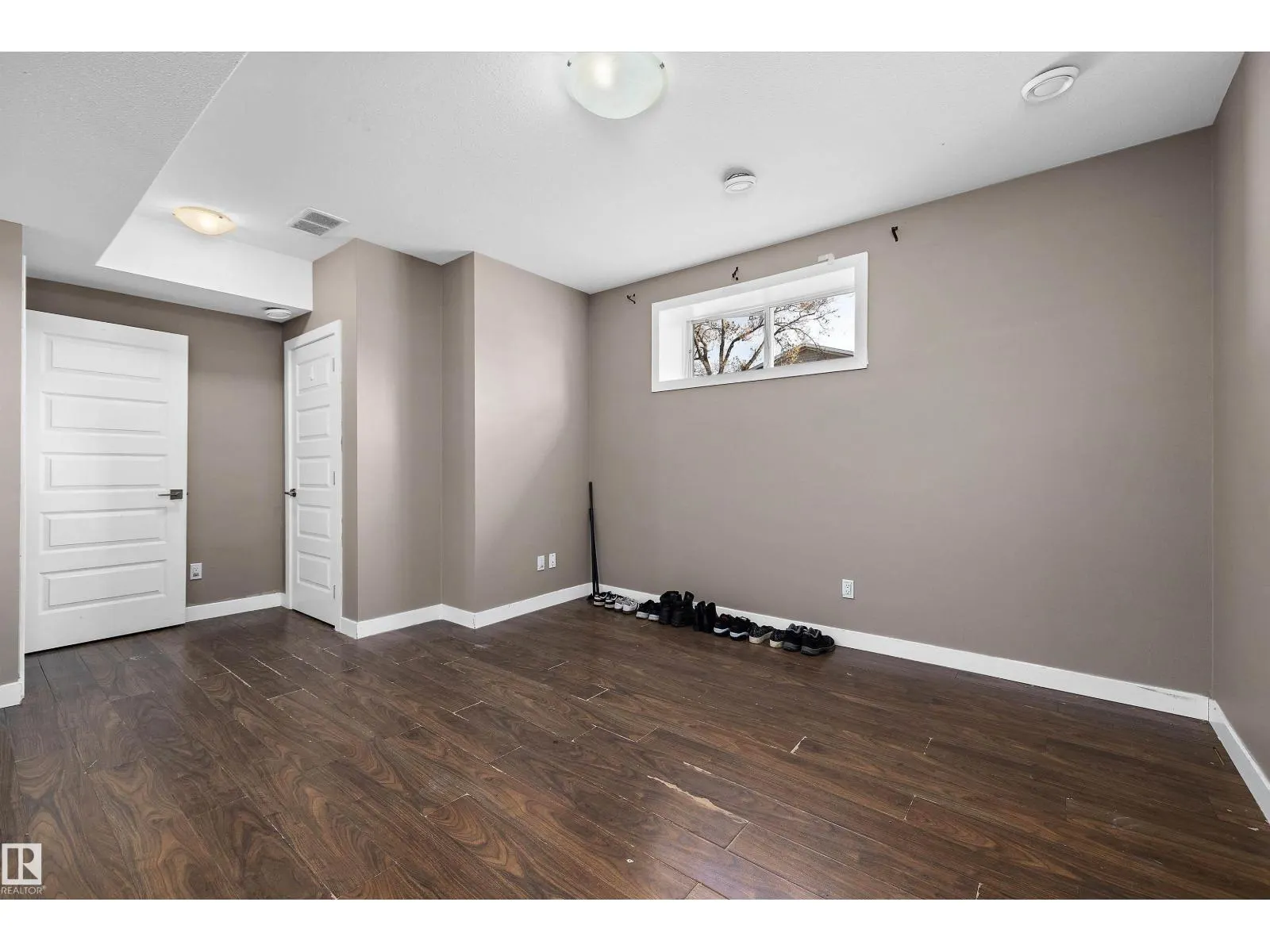10418 155 ST NW