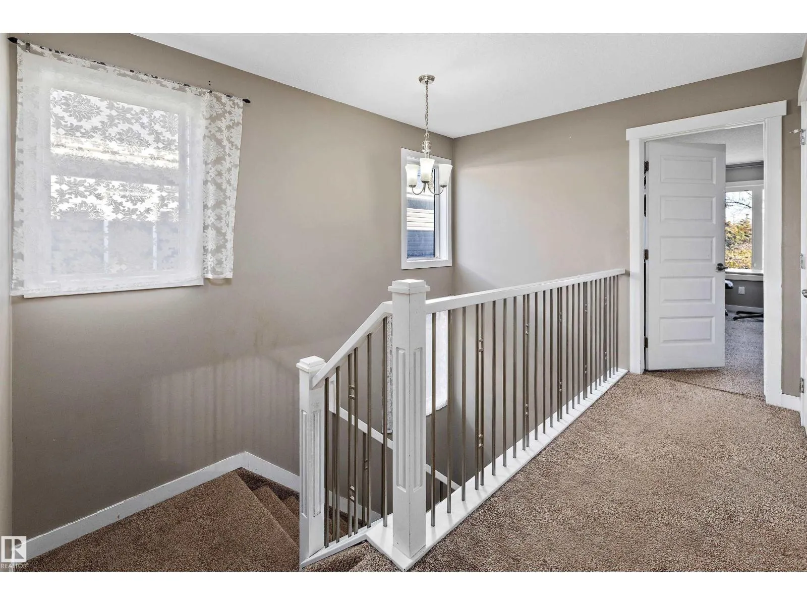 10418 155 ST NW