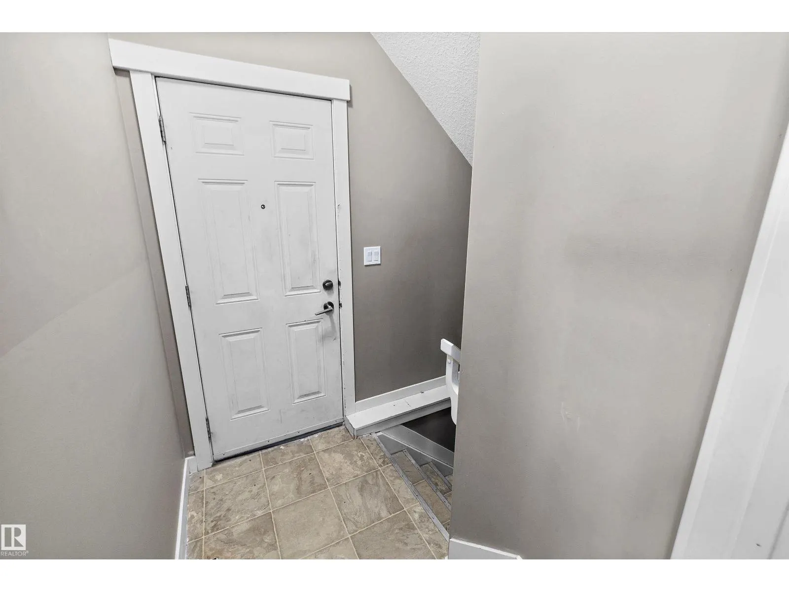 10418 155 ST NW