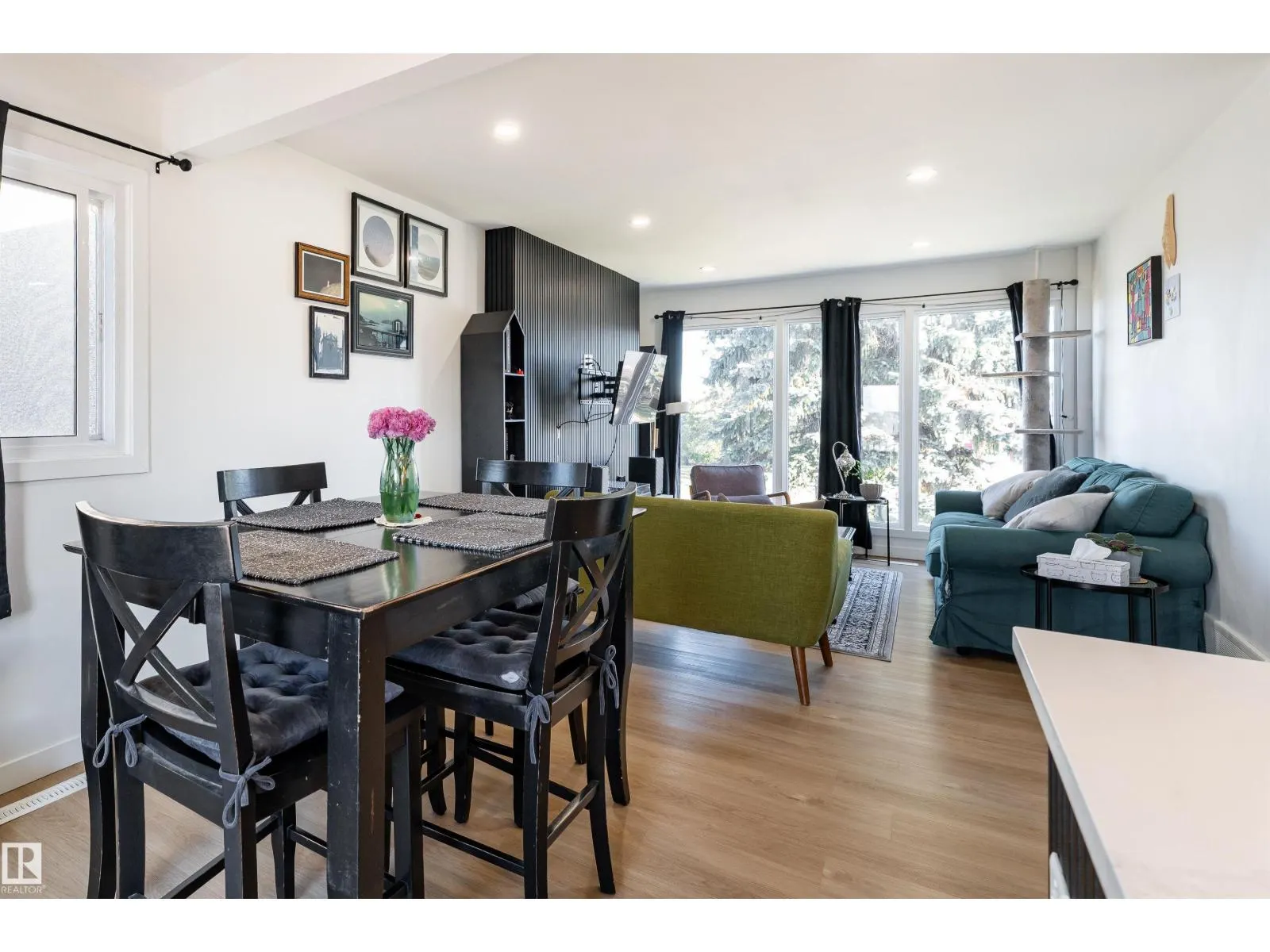 13412 135 ST NW