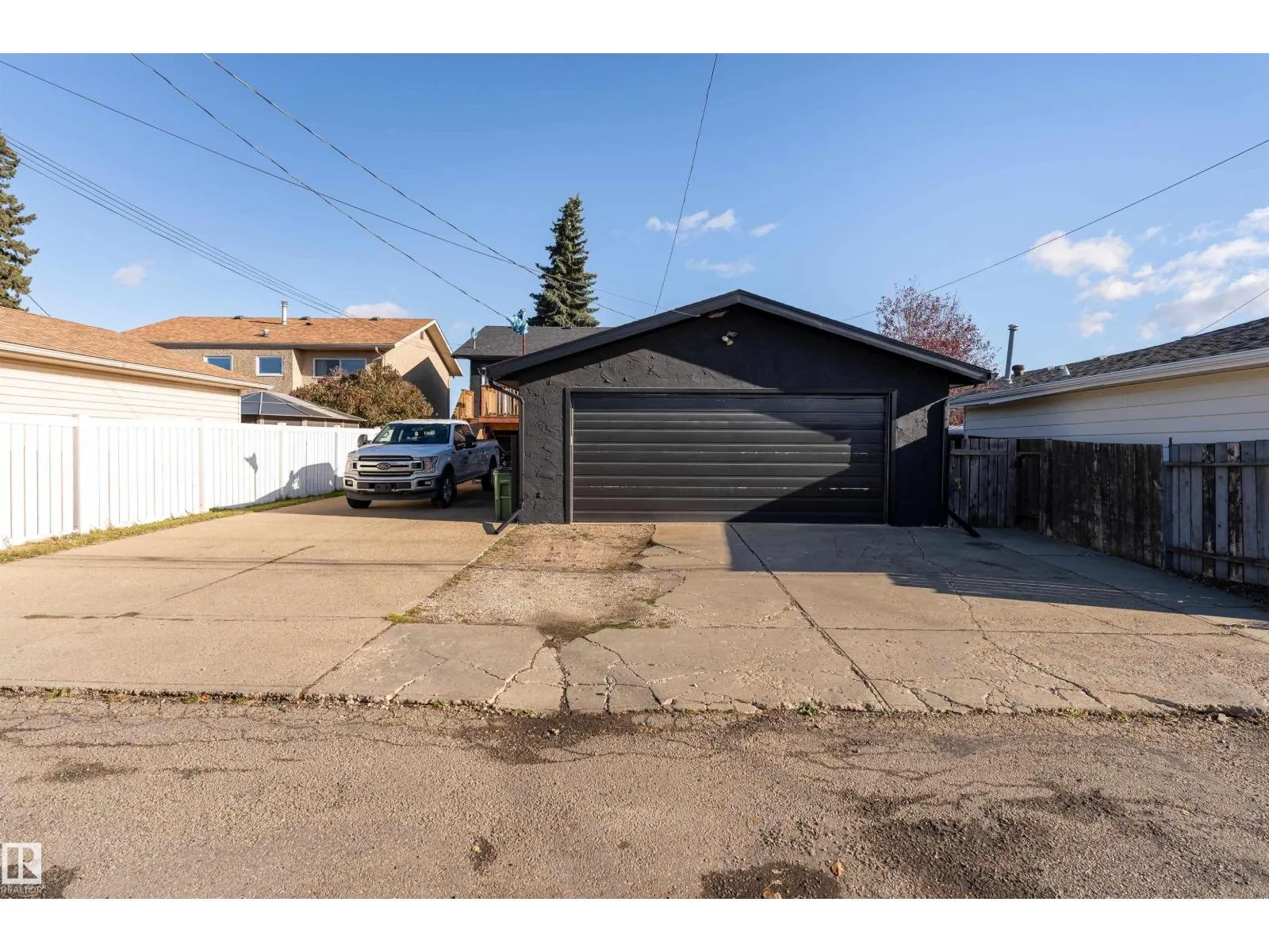 13412 135 ST NW