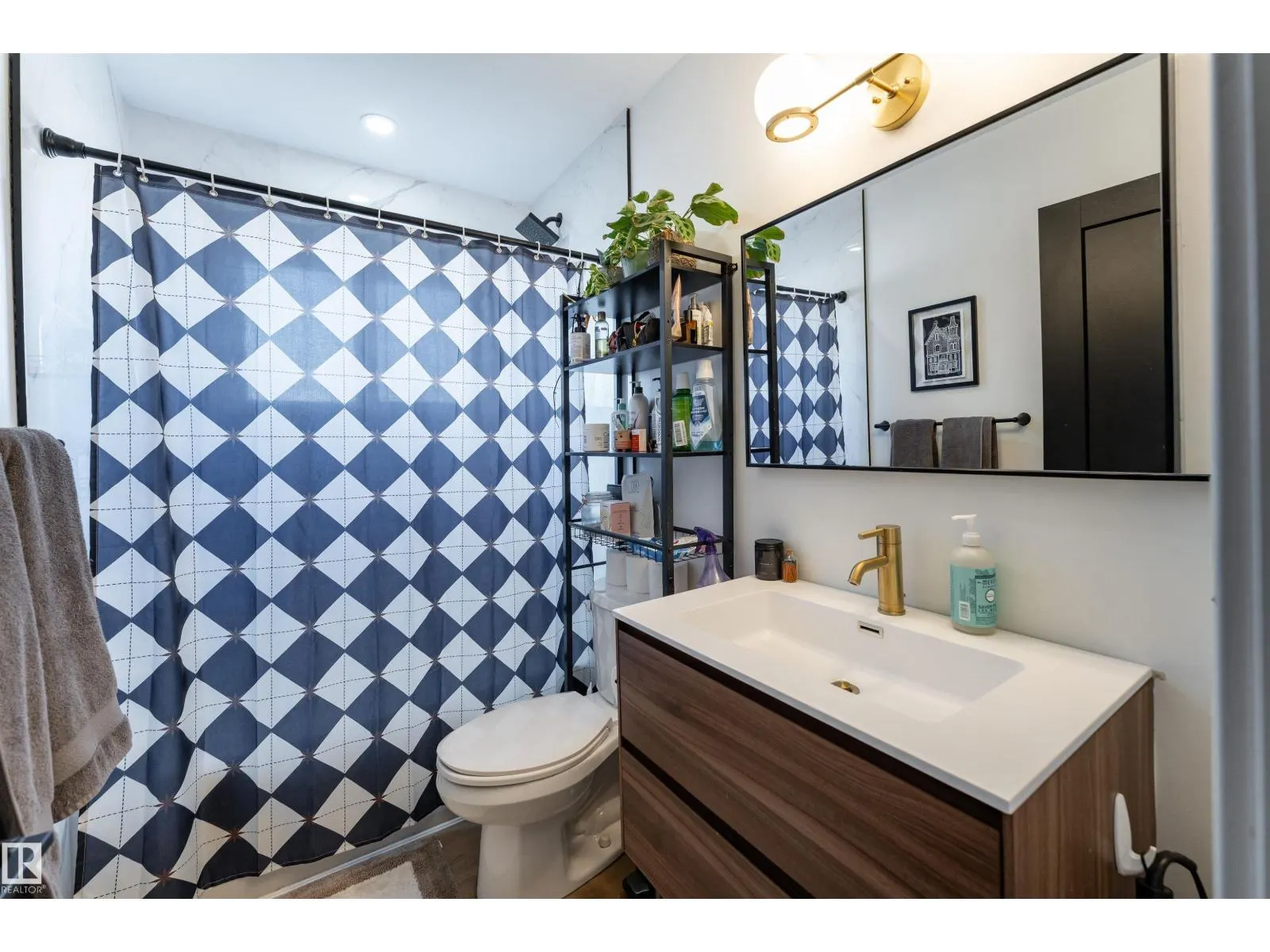 13412 135 ST NW