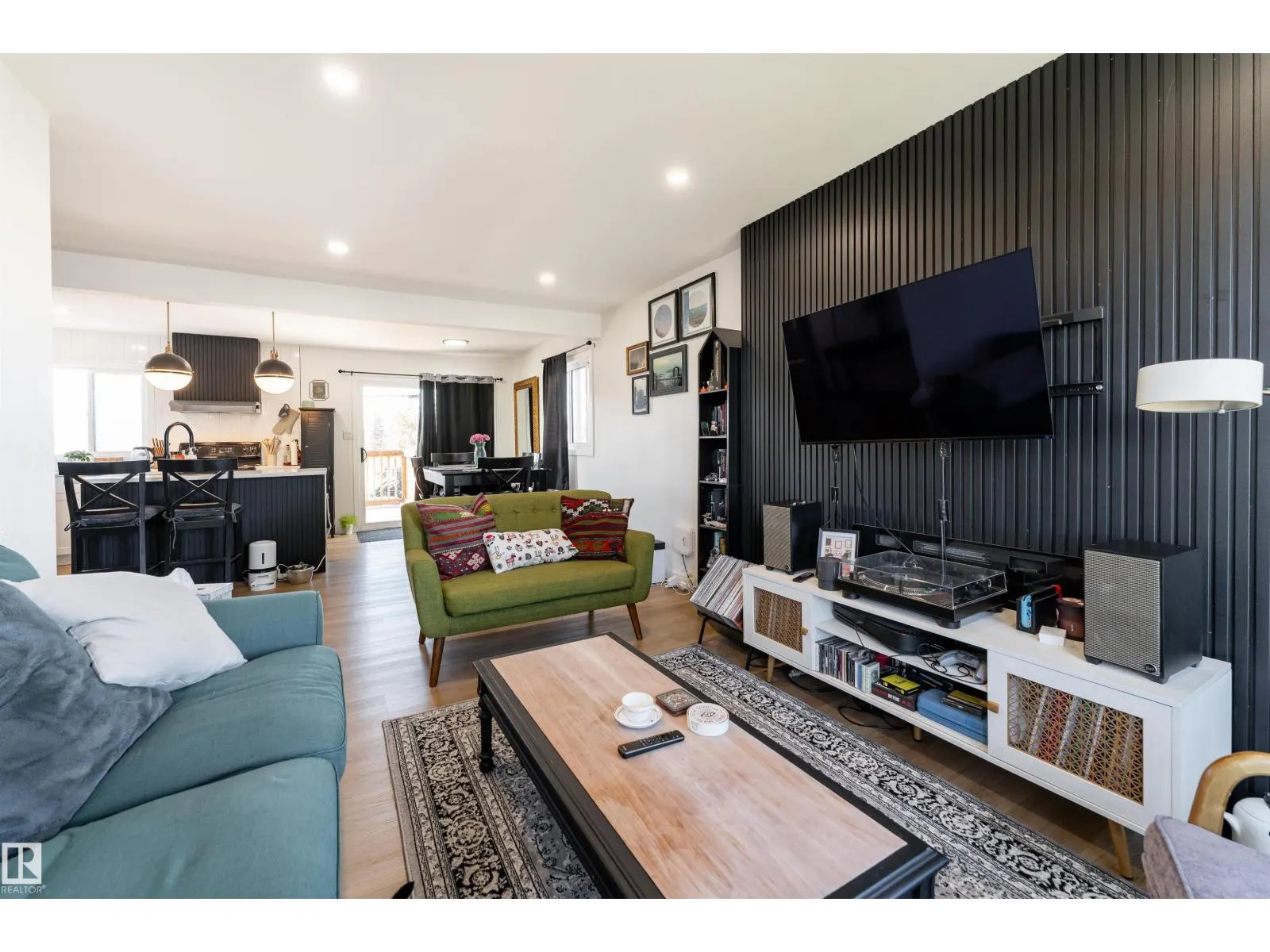 13412 135 ST NW