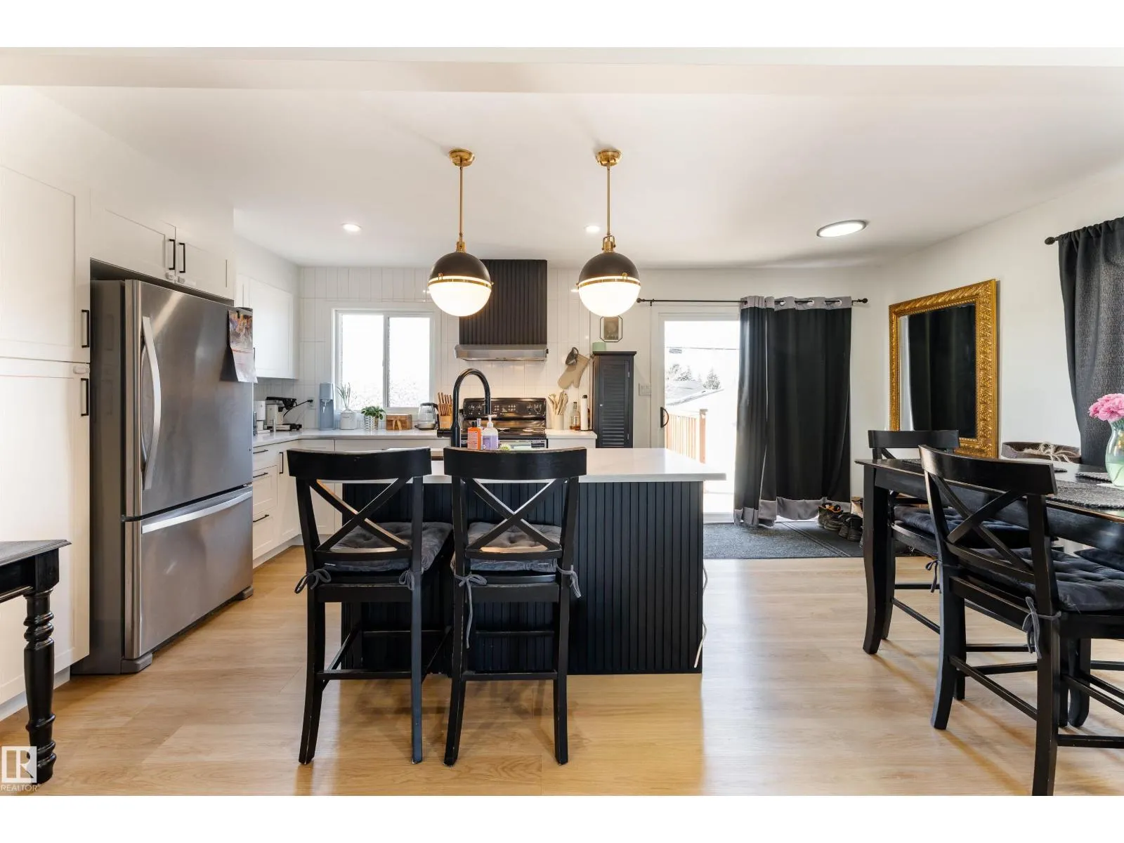 13412 135 ST NW