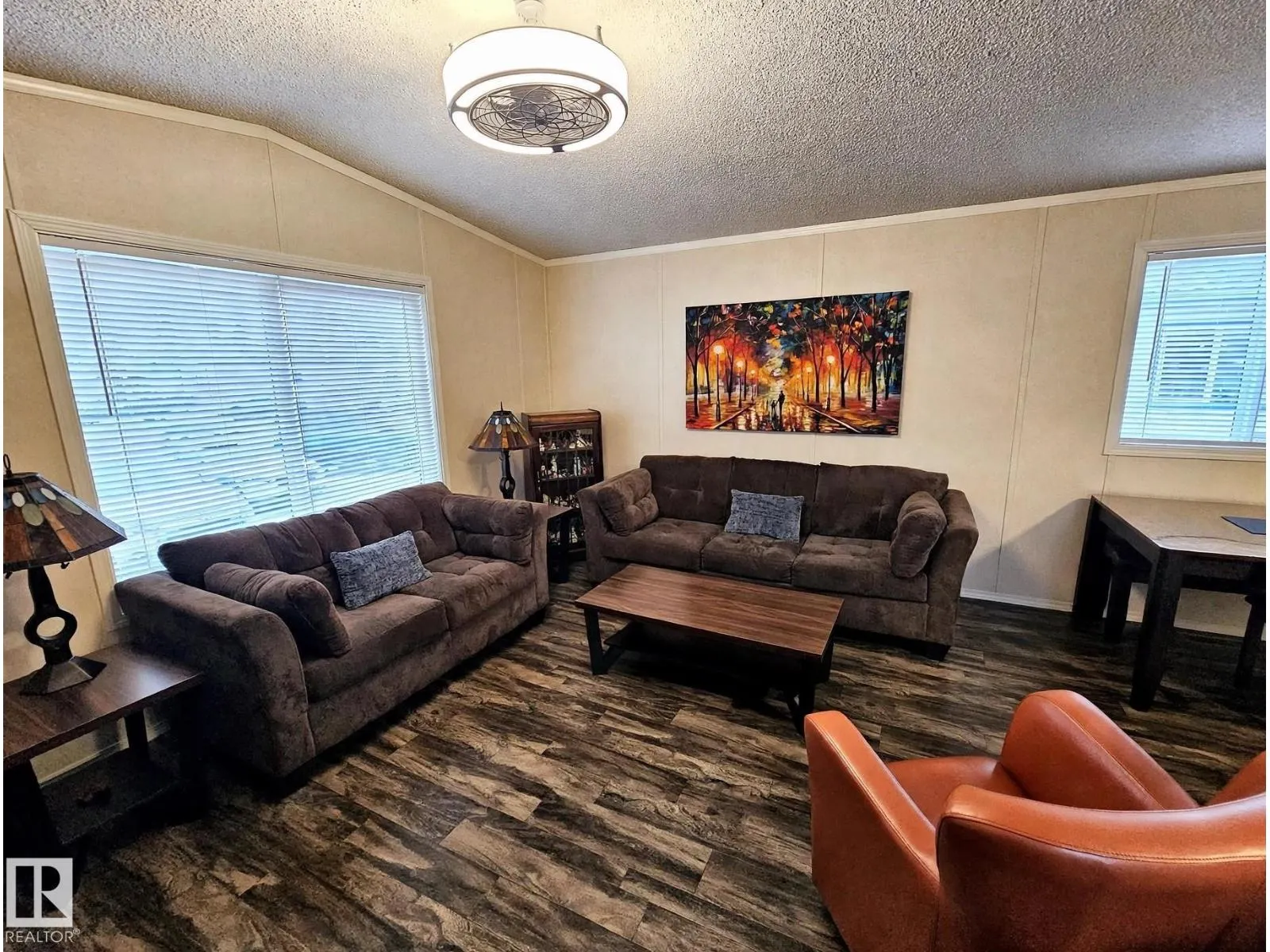 #8 12604 153 AV NW NW