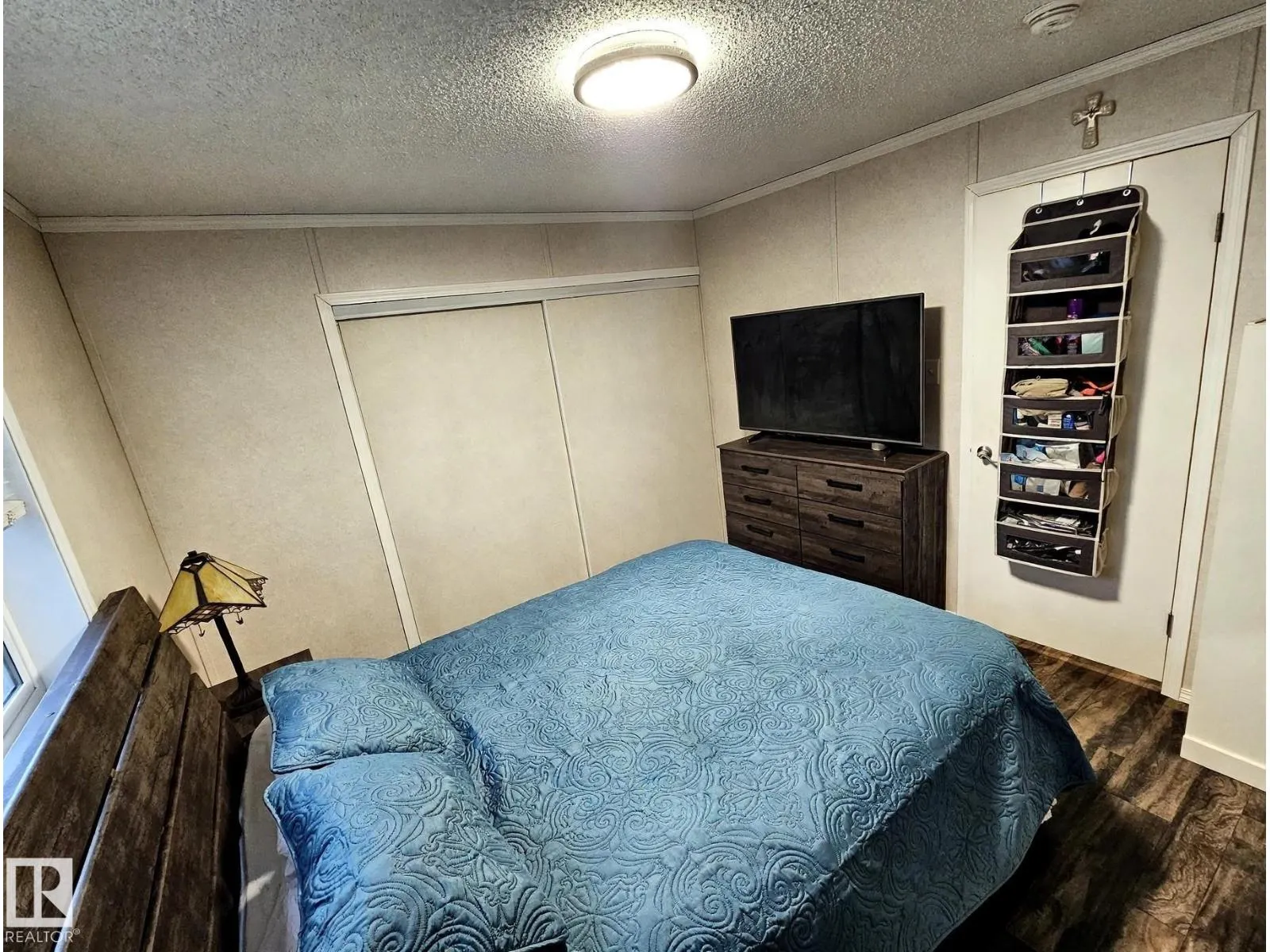 #8 12604 153 AV NW NW