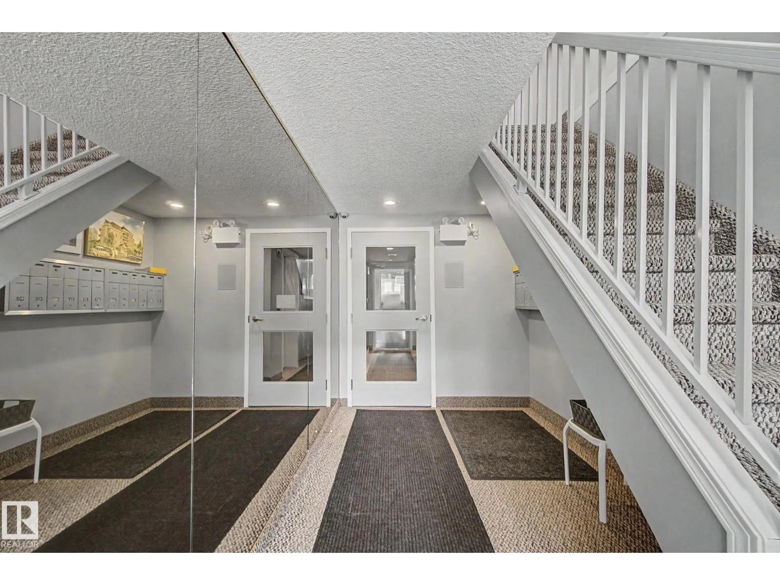 #302 224 CHURCH RD