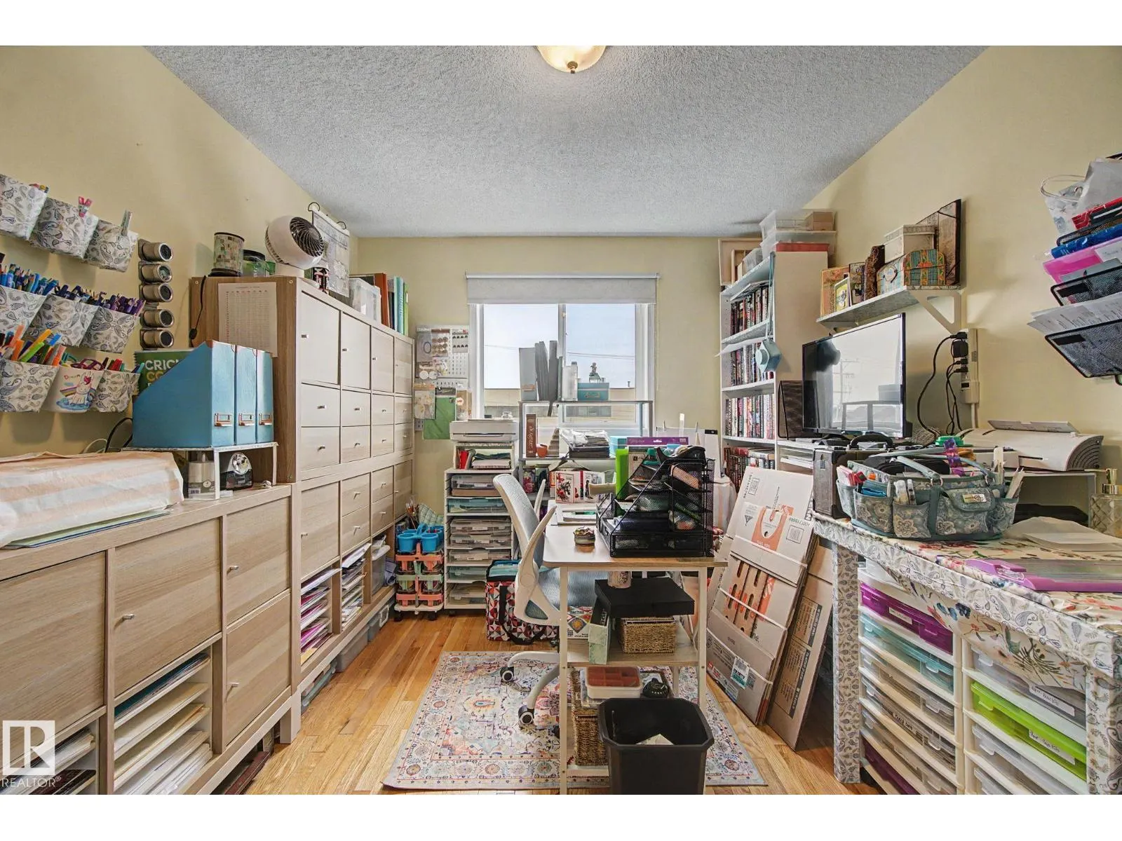 #302 224 CHURCH RD
