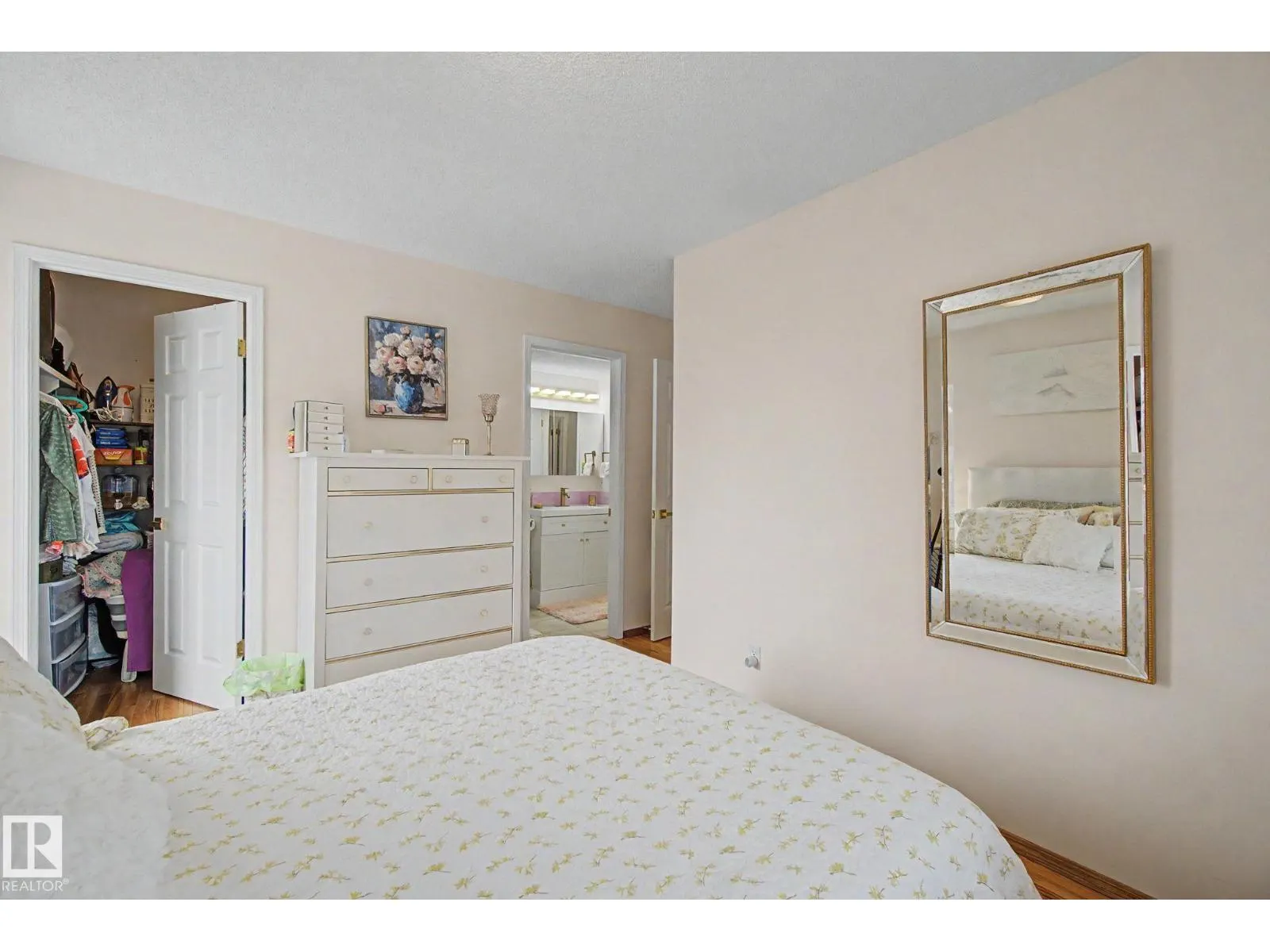 #302 224 CHURCH RD