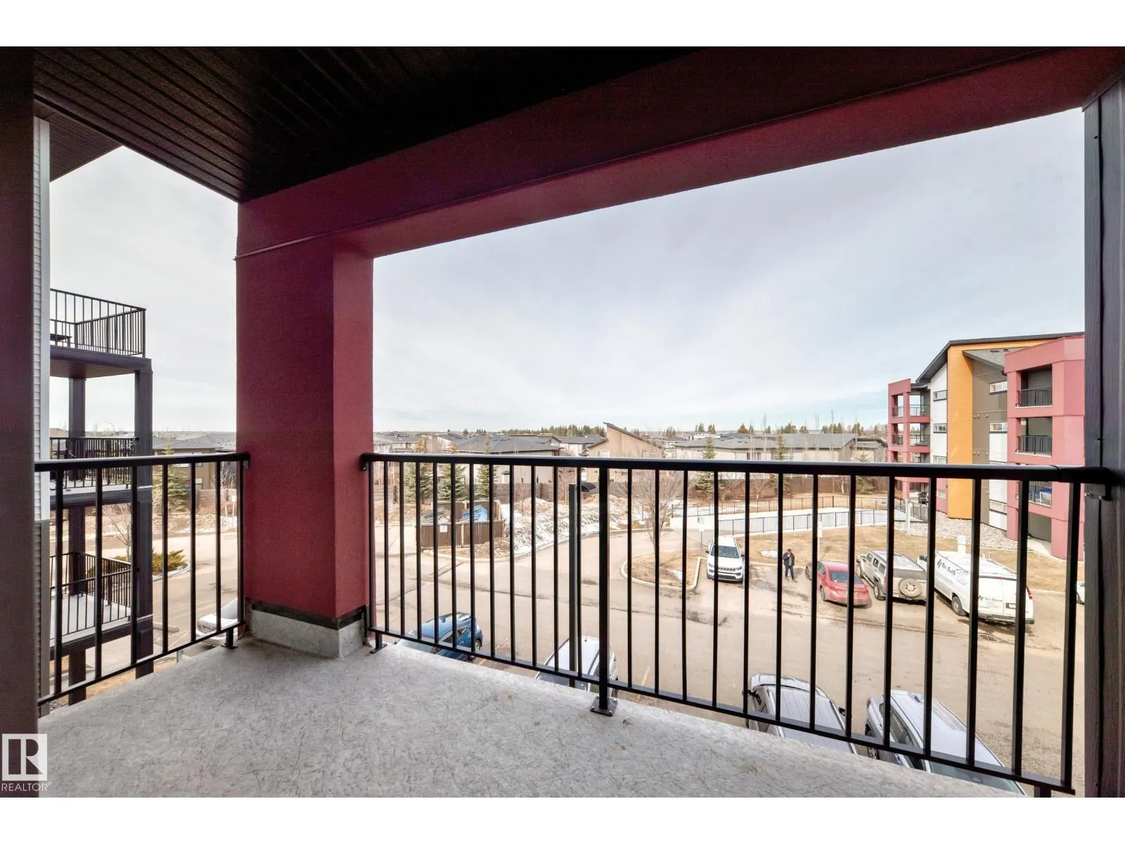 #332 344 Windermere RD NW