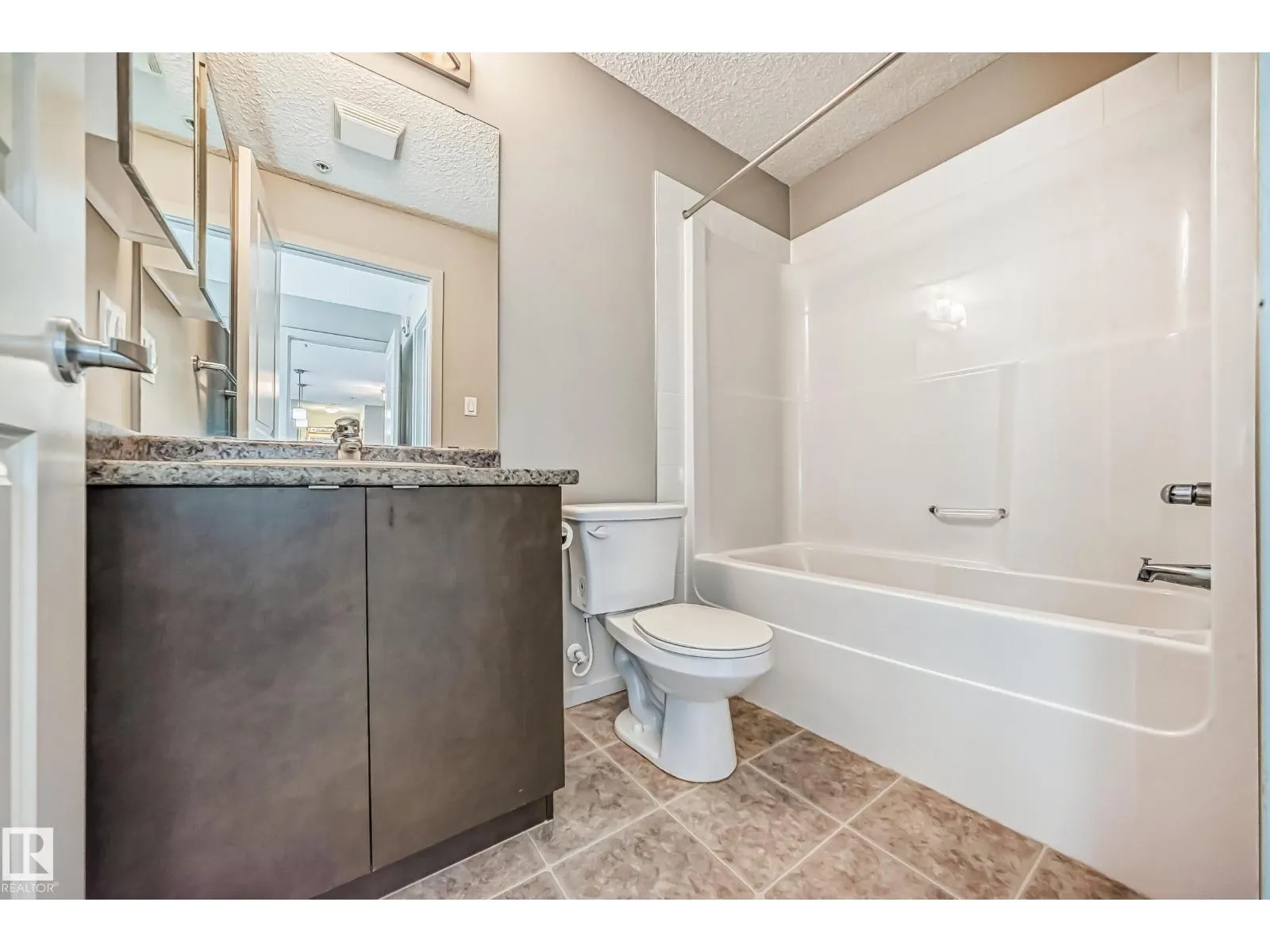 #332 344 Windermere RD NW