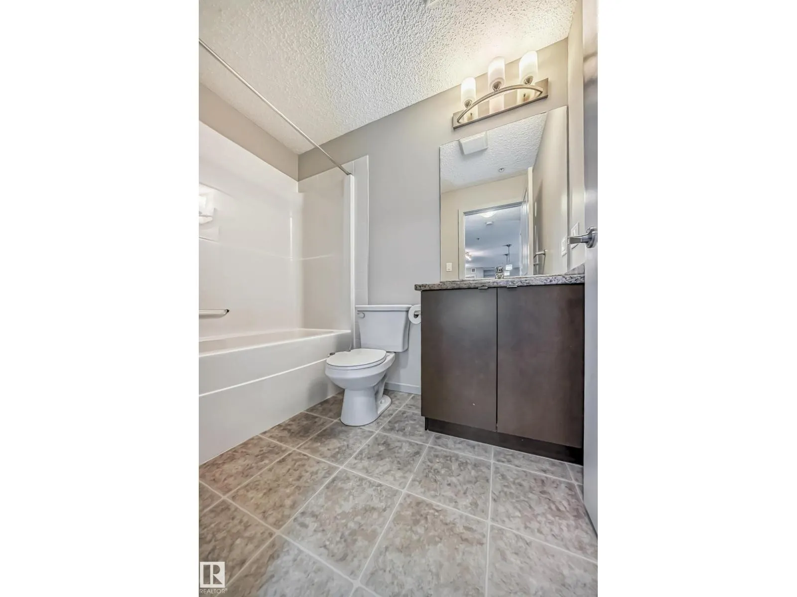 #332 344 Windermere RD NW