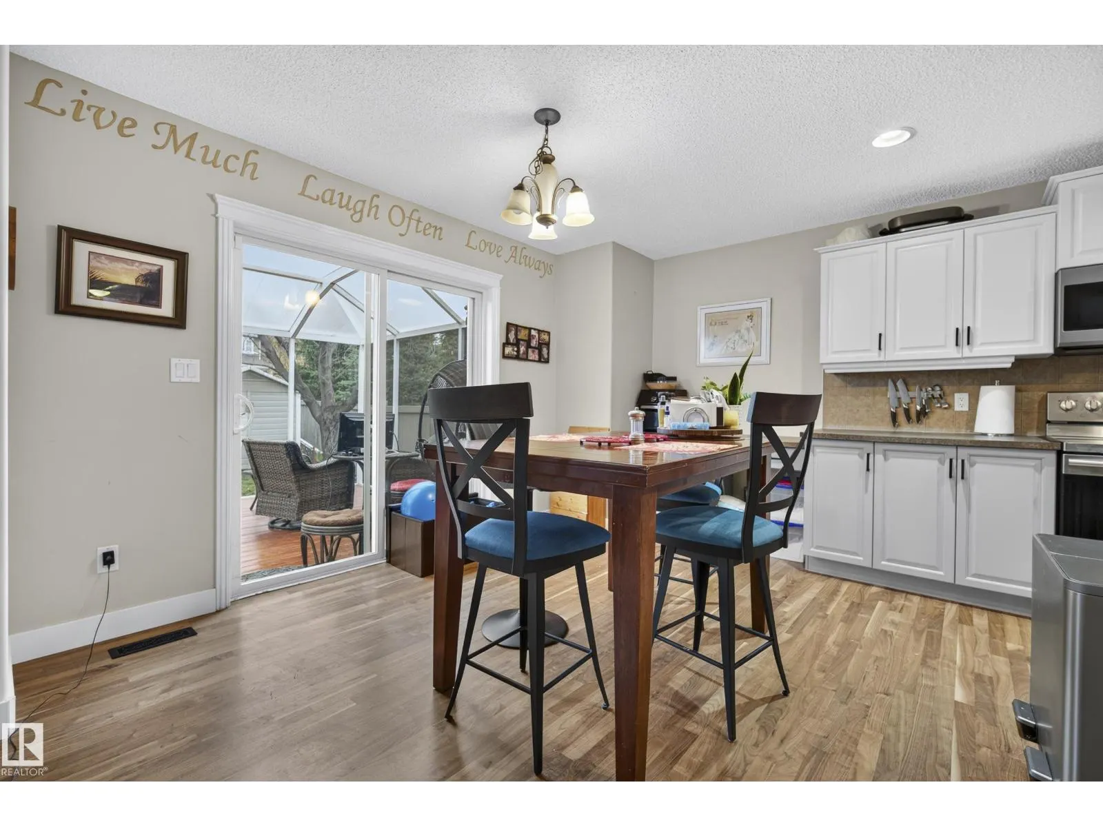 114 EASTGATE WY