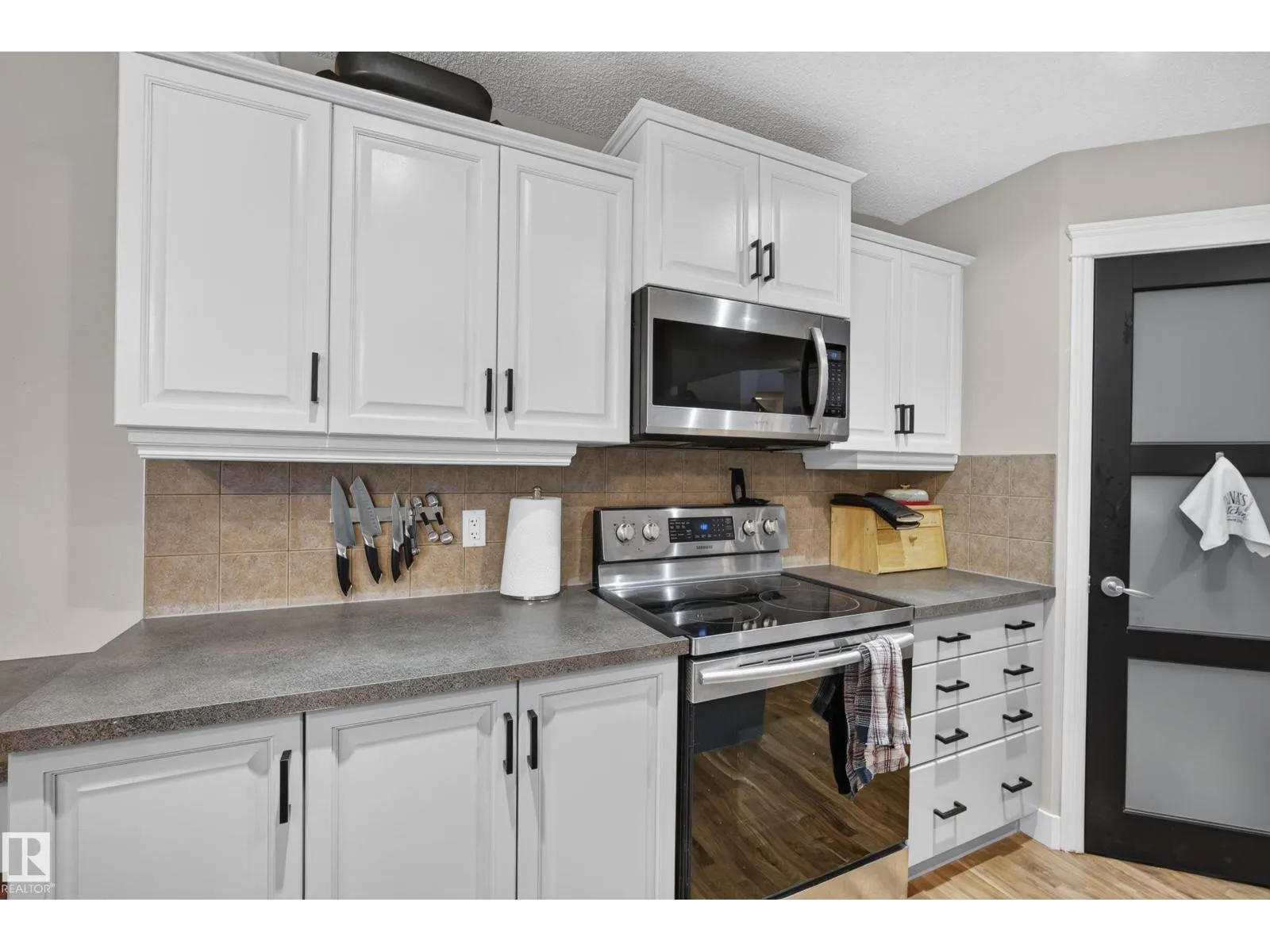 114 EASTGATE WY
