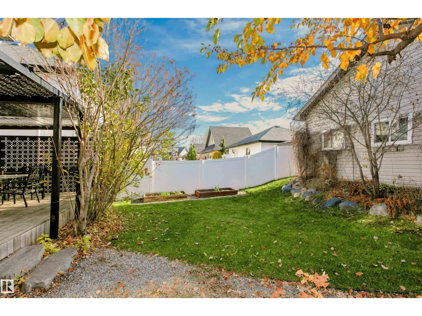 5468 THIBAULT WD NW