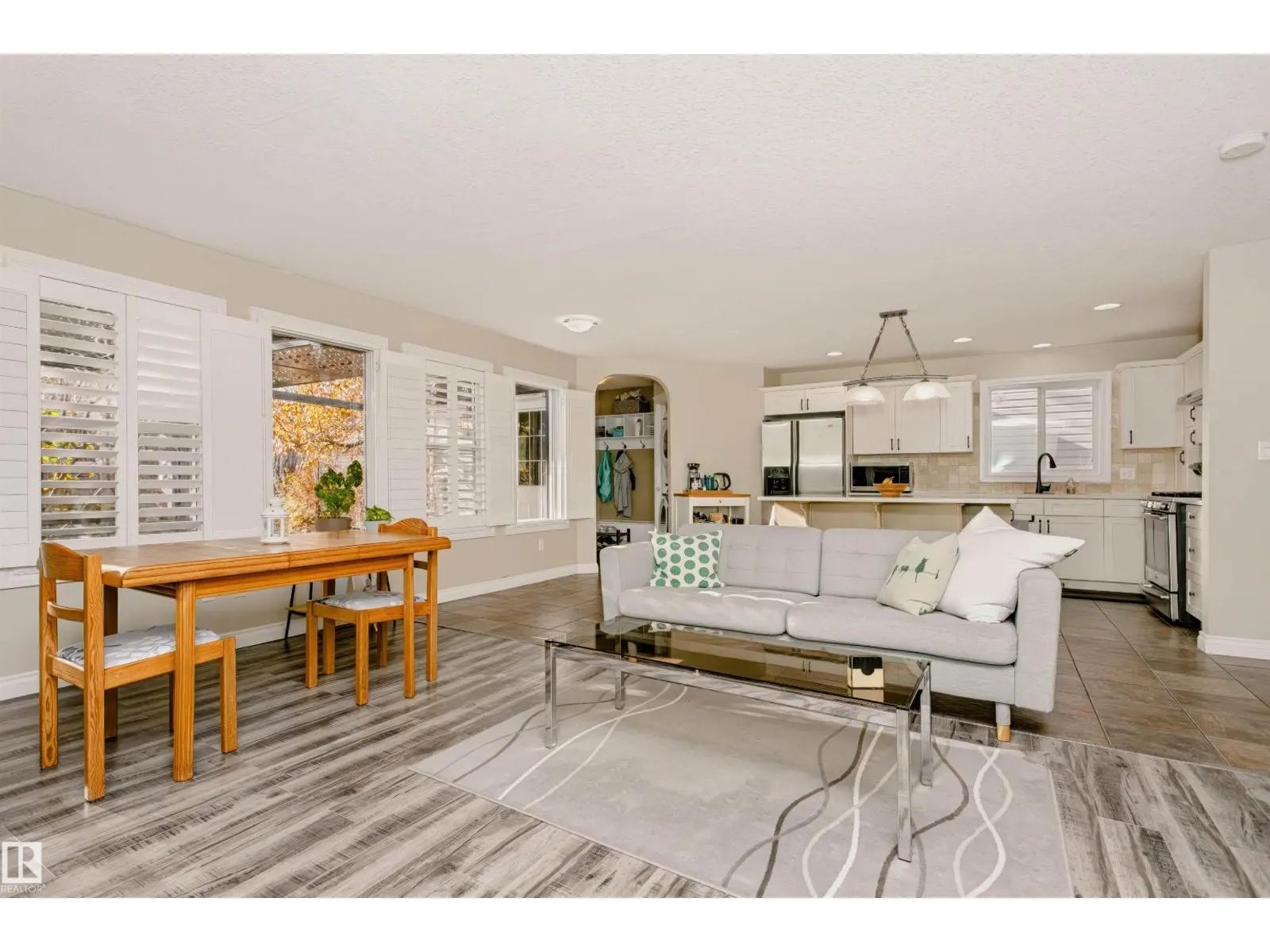 5468 THIBAULT WD NW
