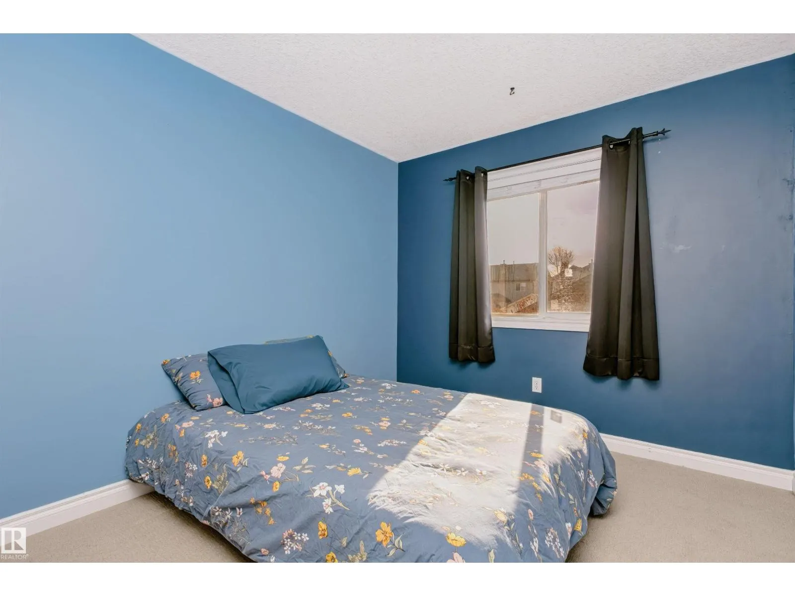 5468 THIBAULT WD NW