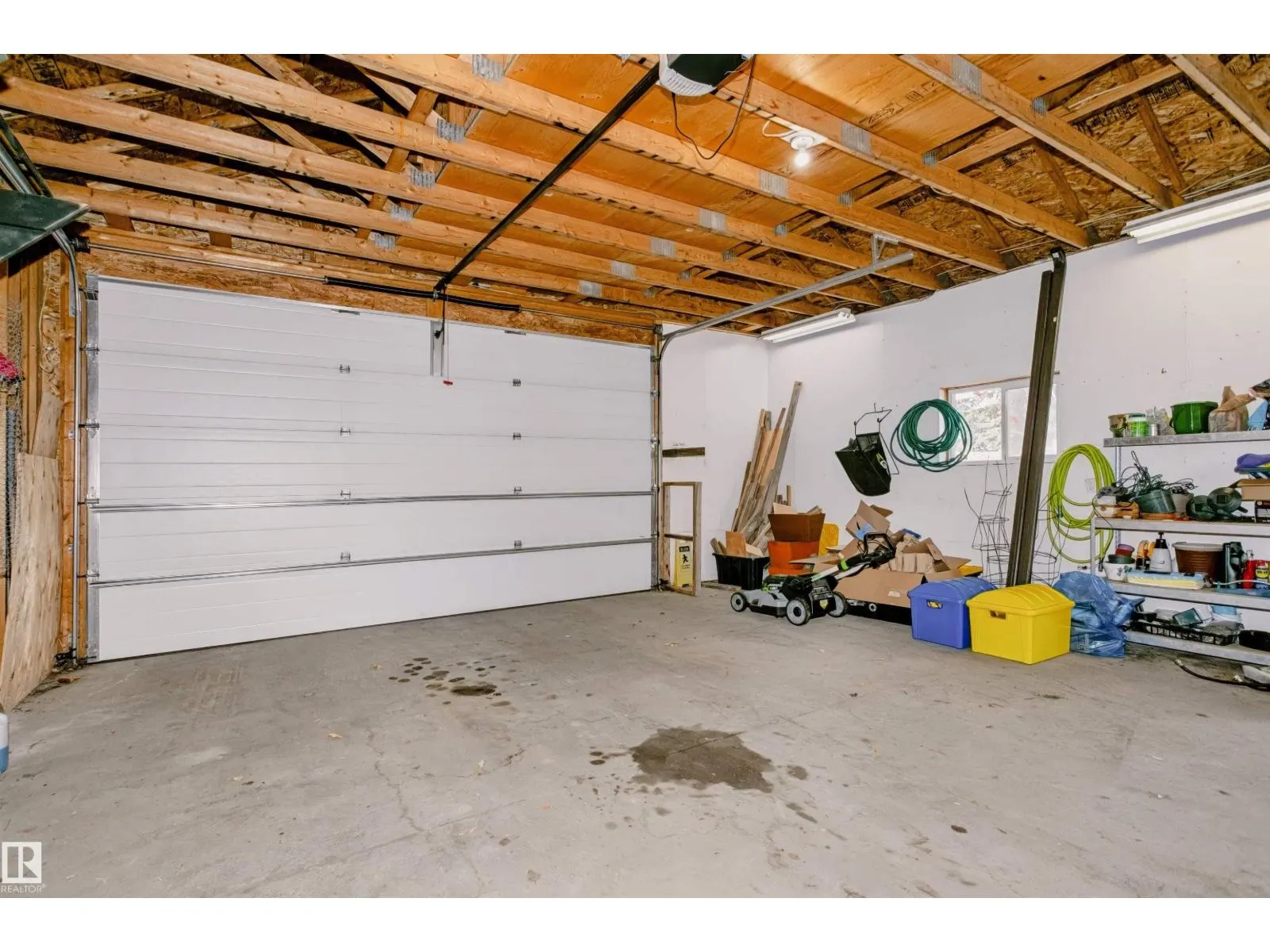 5468 THIBAULT WD NW