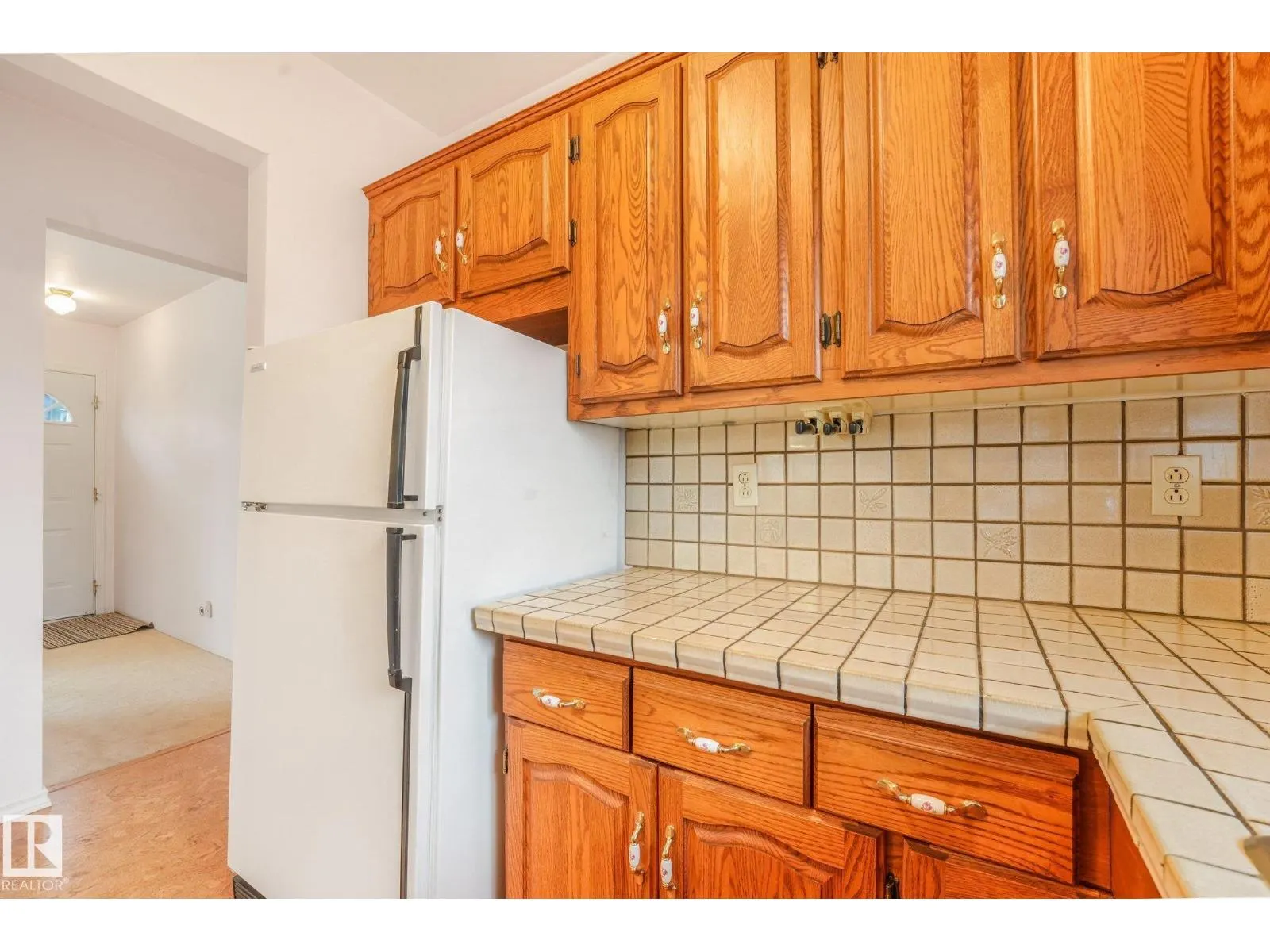 12113 44 ST NW