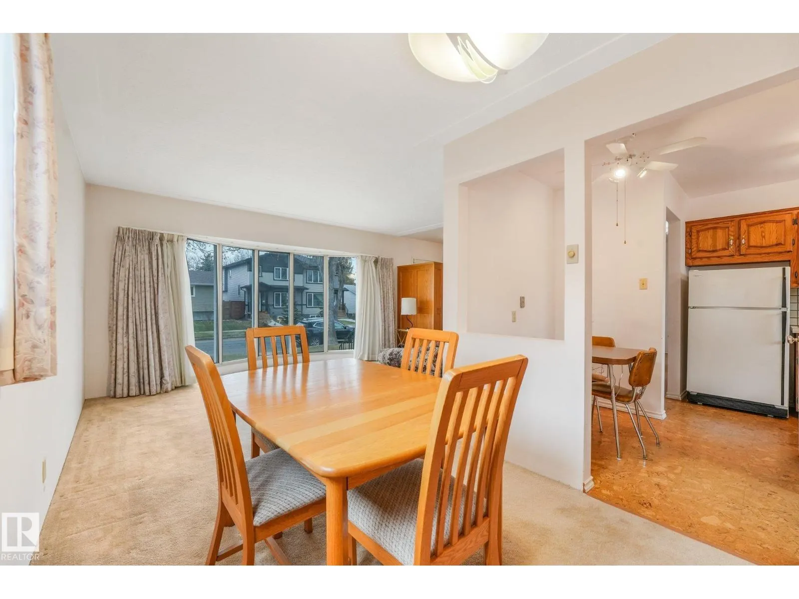 12113 44 ST NW