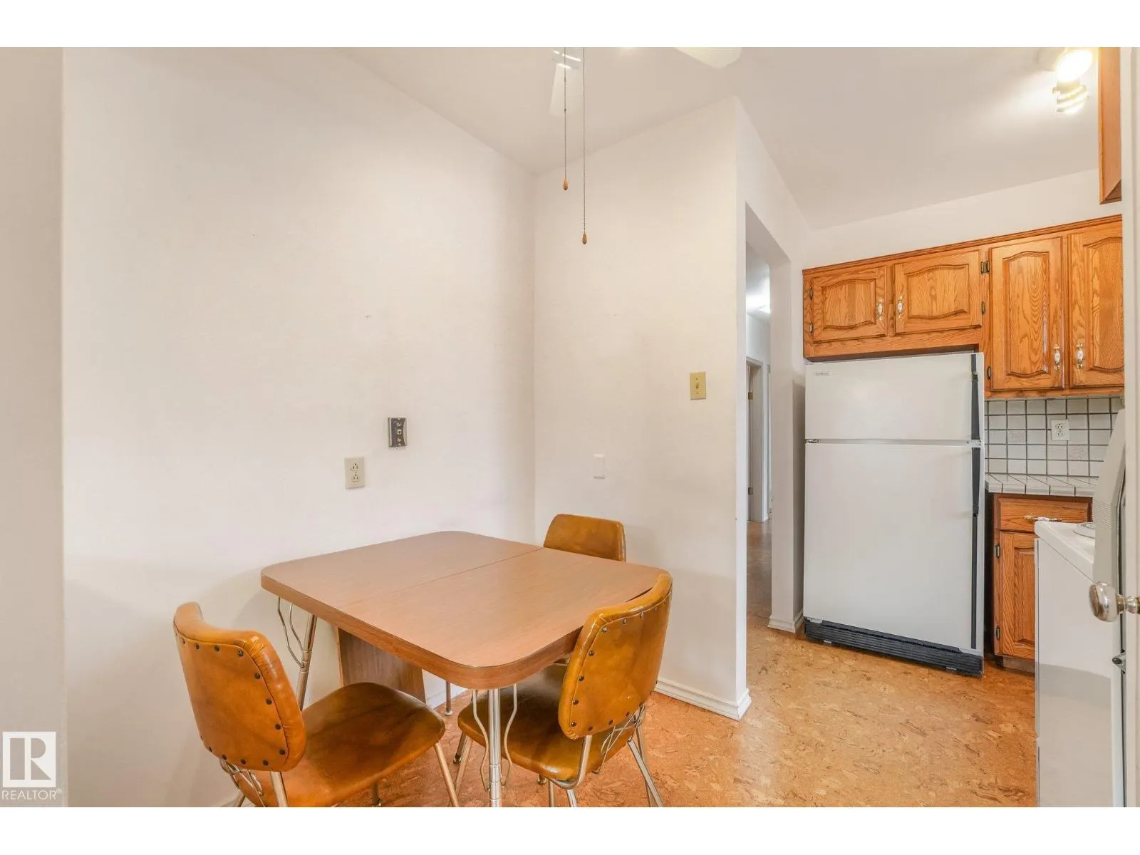 12113 44 ST NW