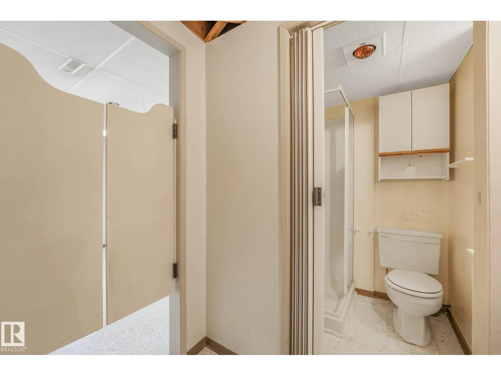 12113 44 ST NW