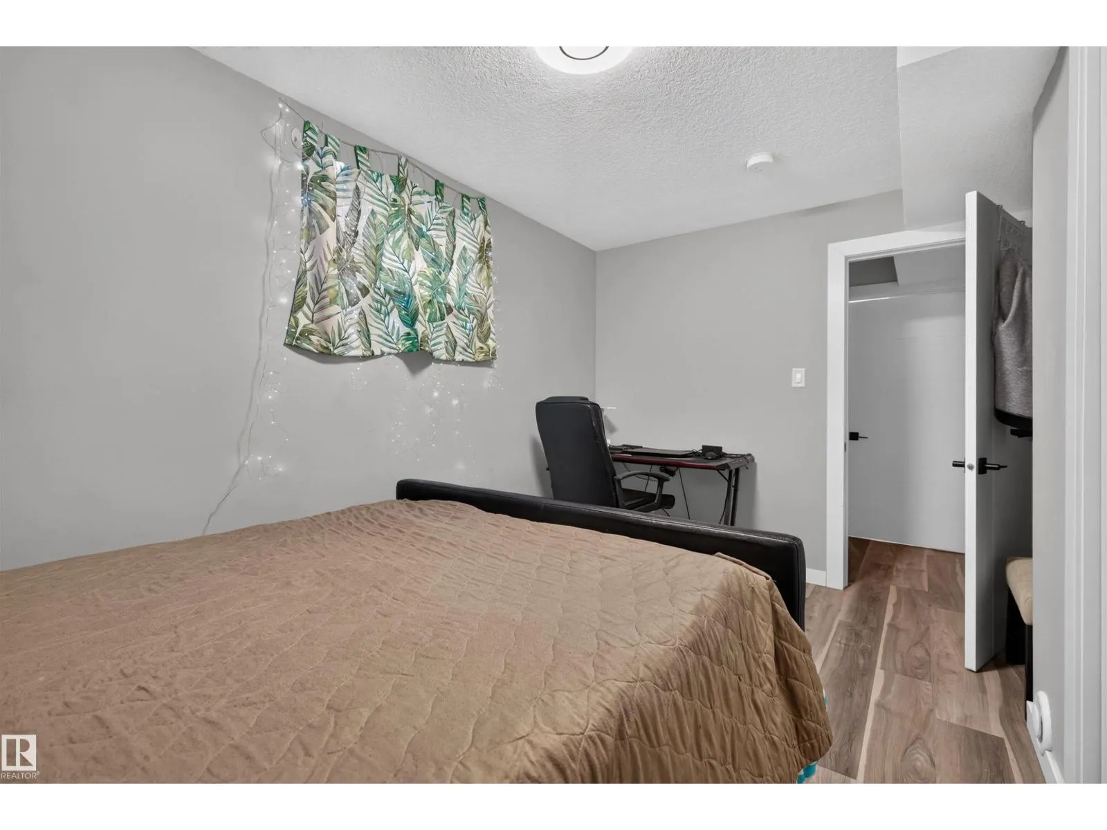 12711 90 ST NW