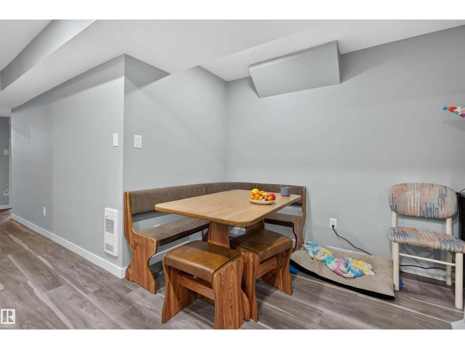 12711 90 ST NW