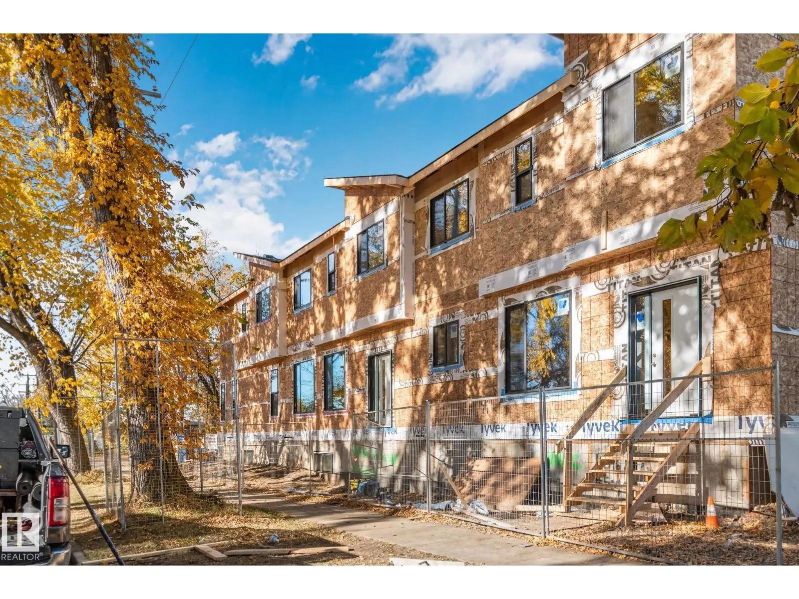 12303 106 ST NW NW